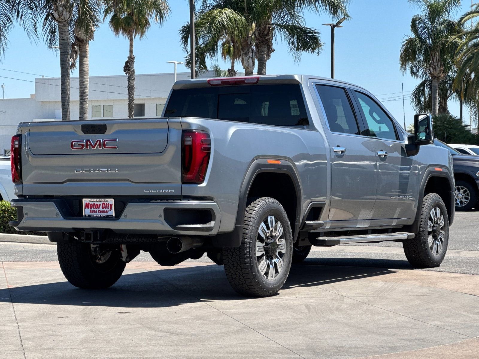 2026 GMC Sierra 2500HD Denali - Photo 3