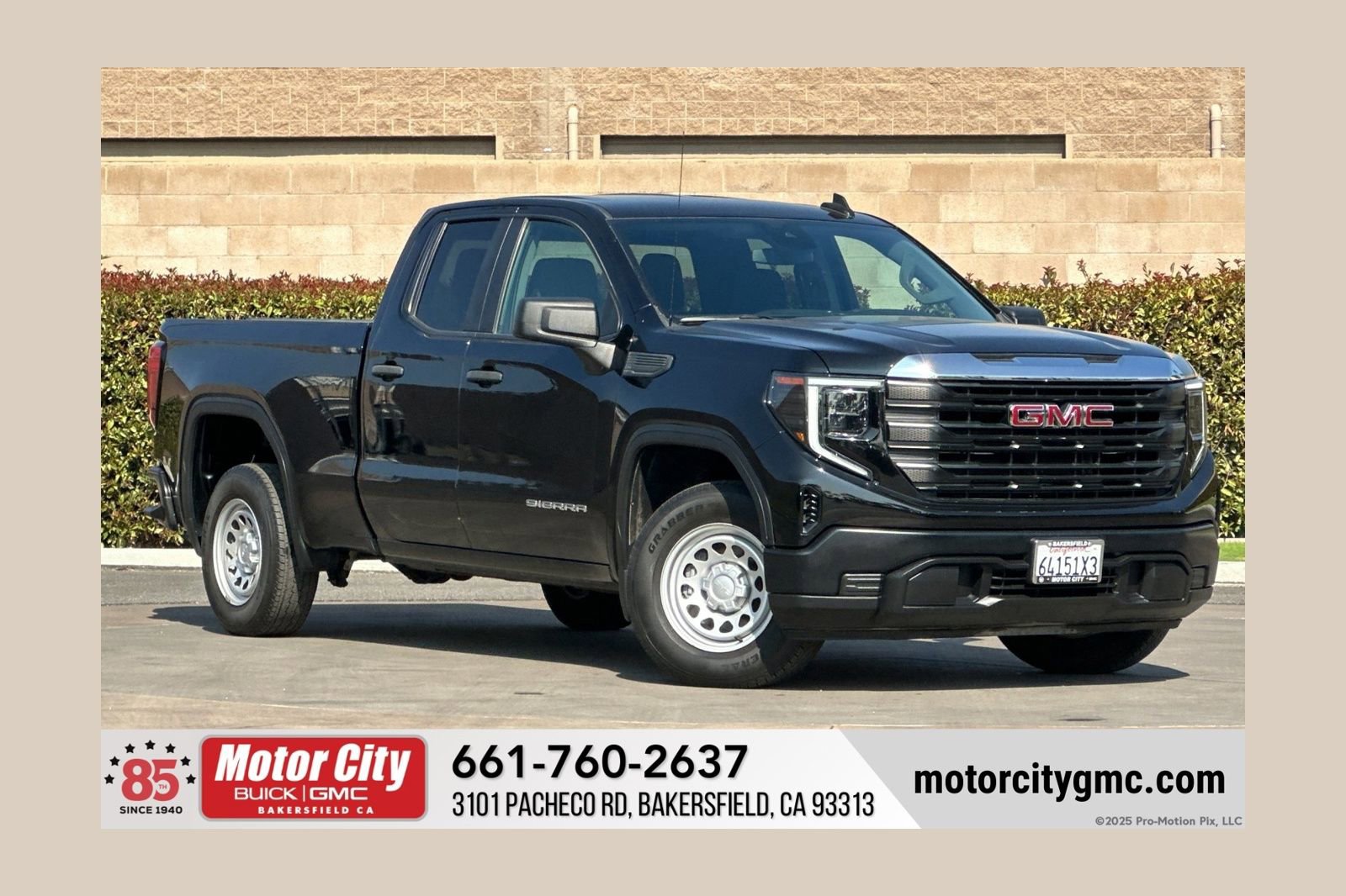 2023 GMC Sierra 1500 Pro's photo