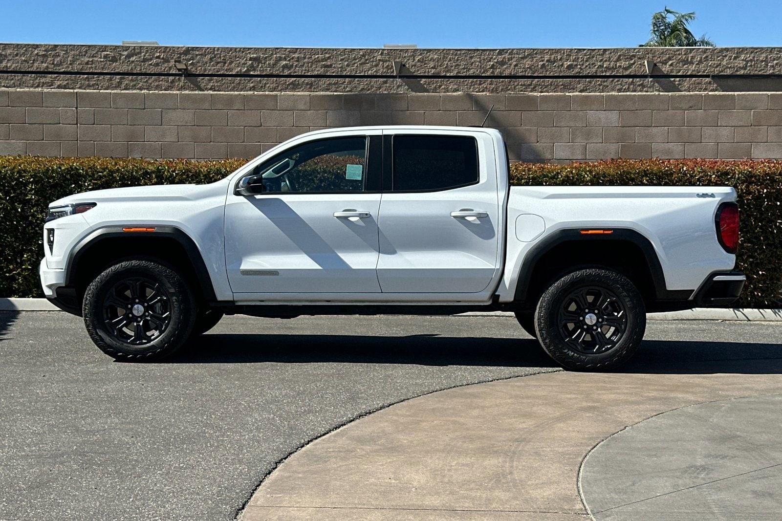 2023 GMC Canyon Elevation - Photo 7