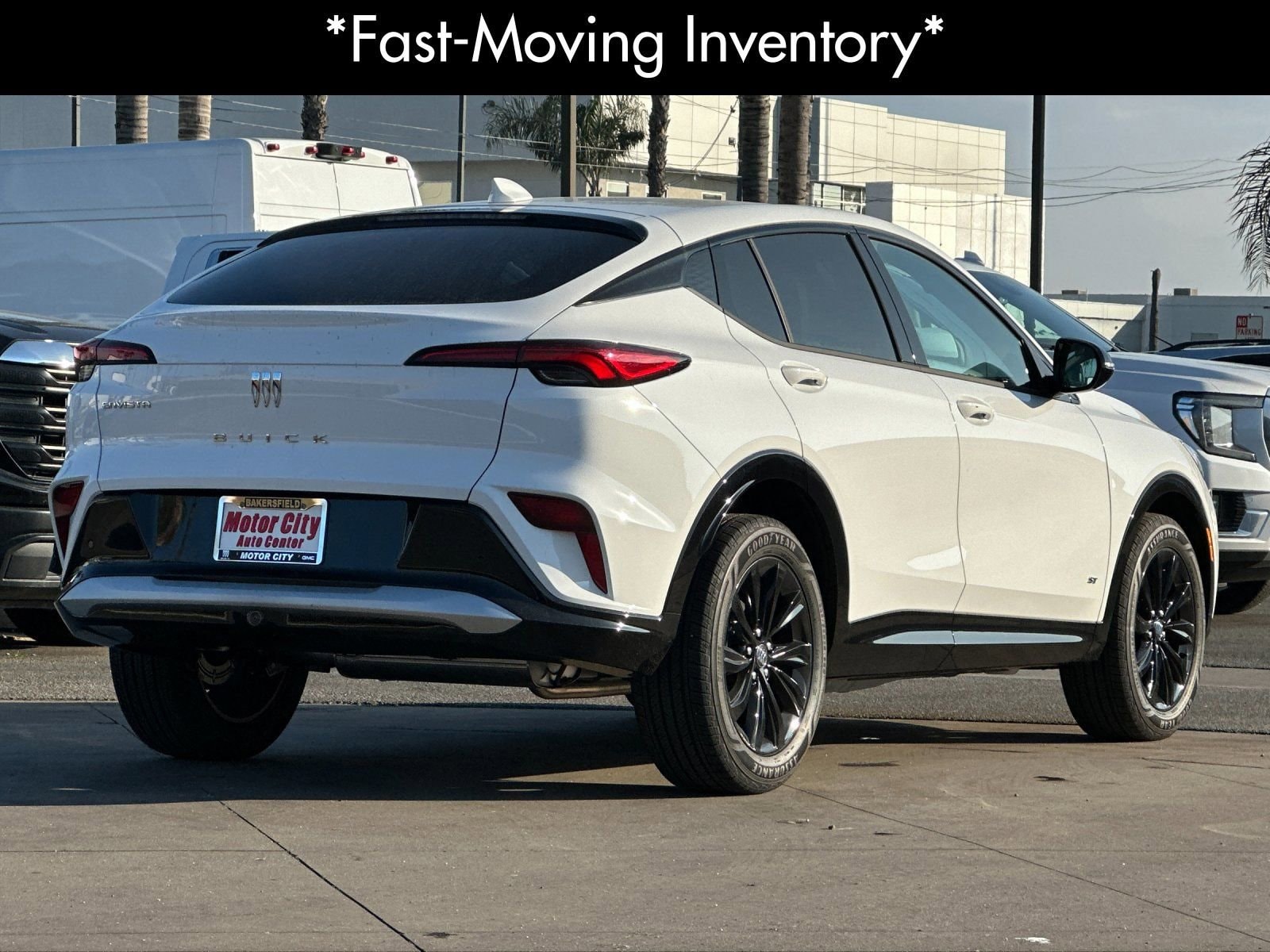 2026 Buick Envista Sport Touring photo 2