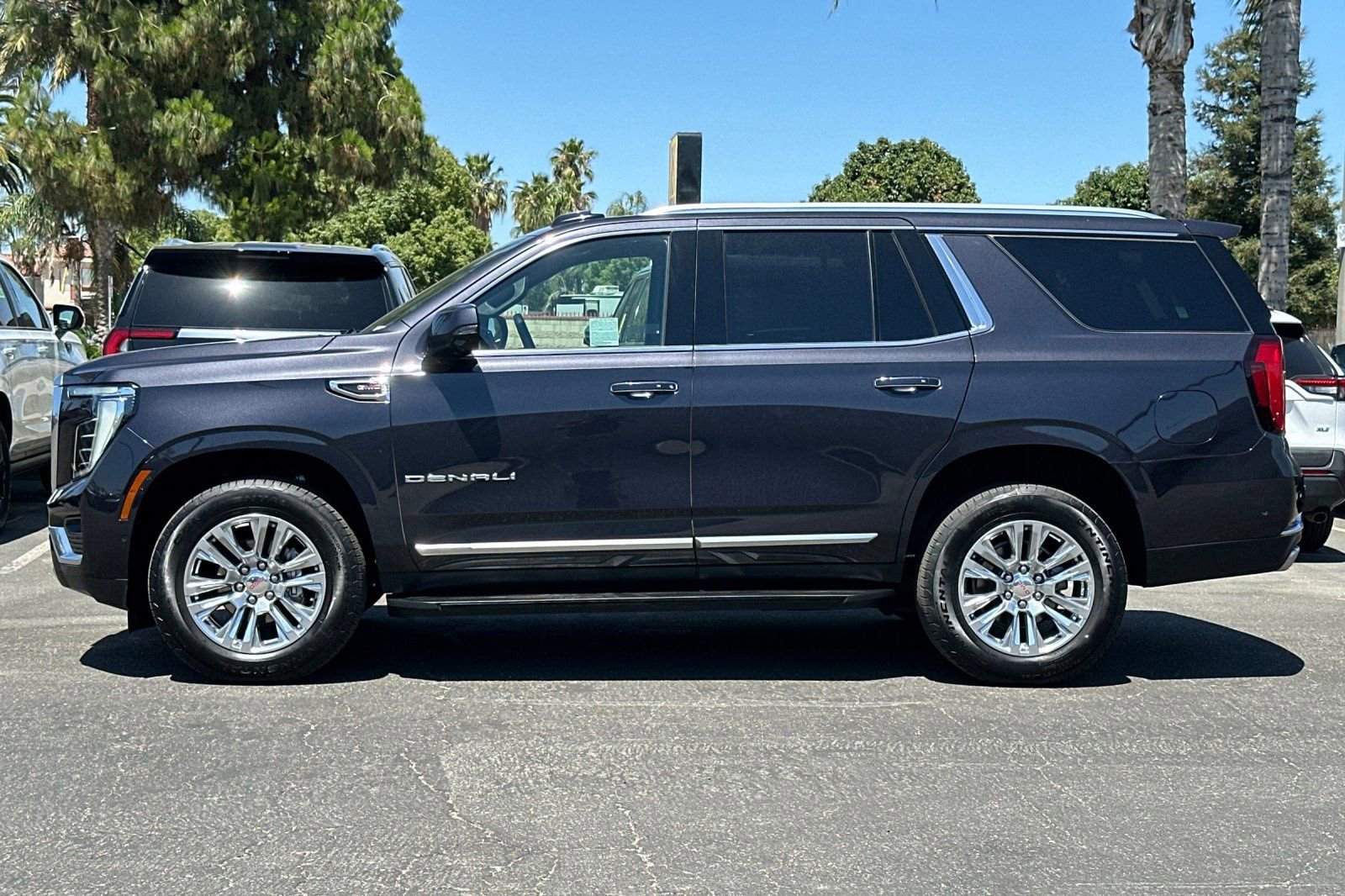 2025 GMC Yukon Denali - Photo 7