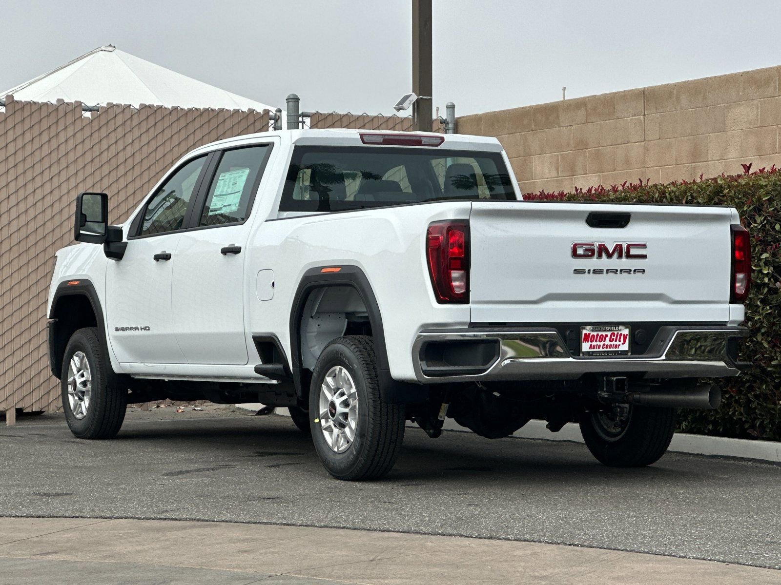 2026 GMC Sierra 2500 HD Pro photo 4