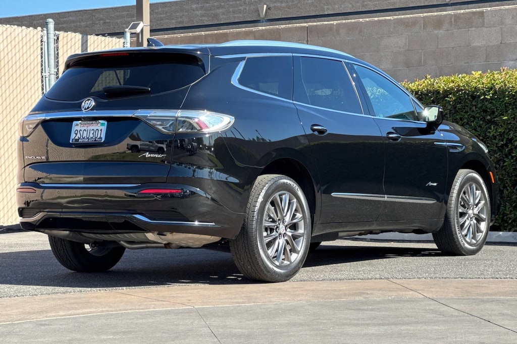 Used 2024 Buick Enclave Avenir SUV
