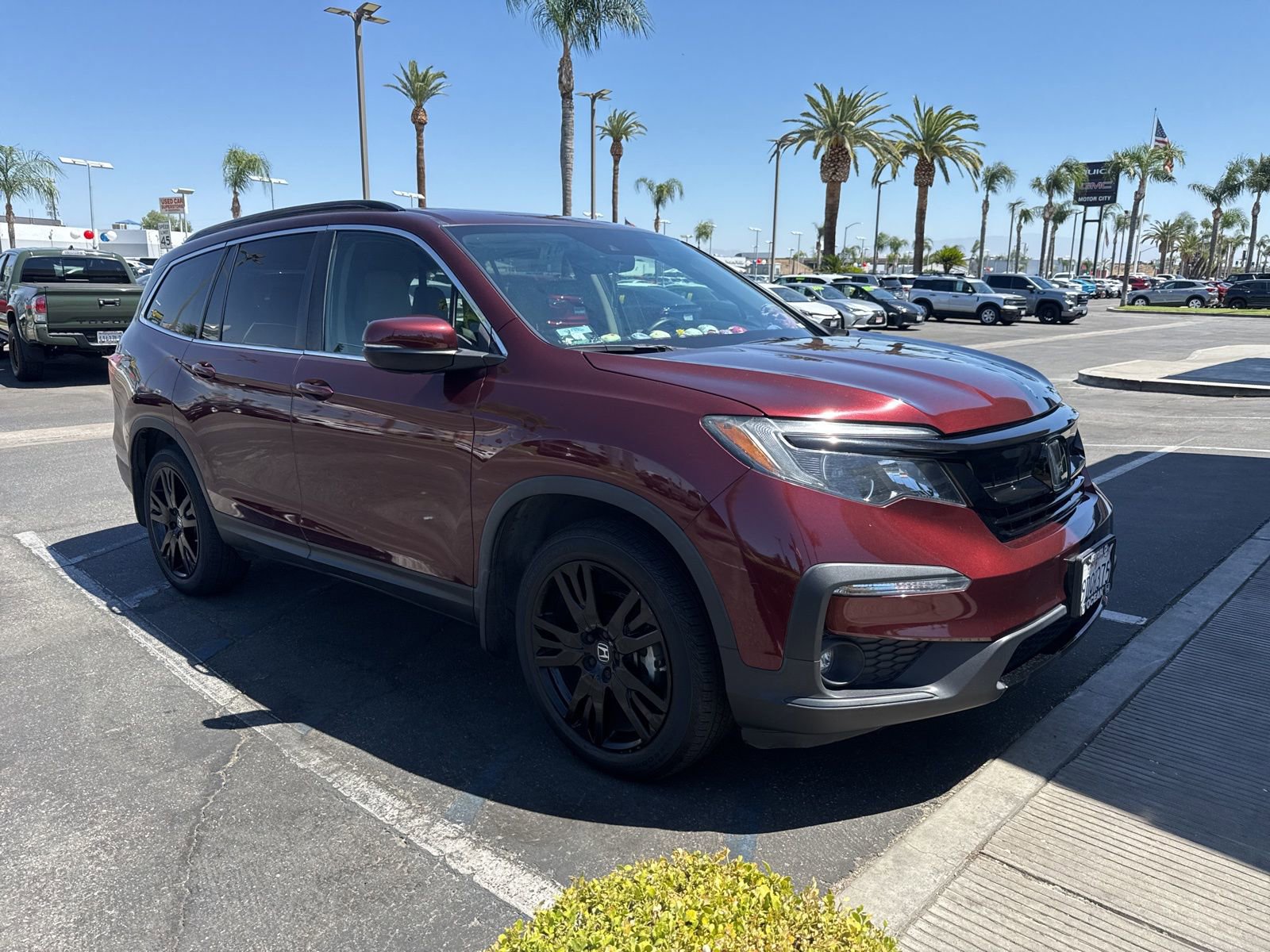 2022 Honda Pilot Special Edition photo 2