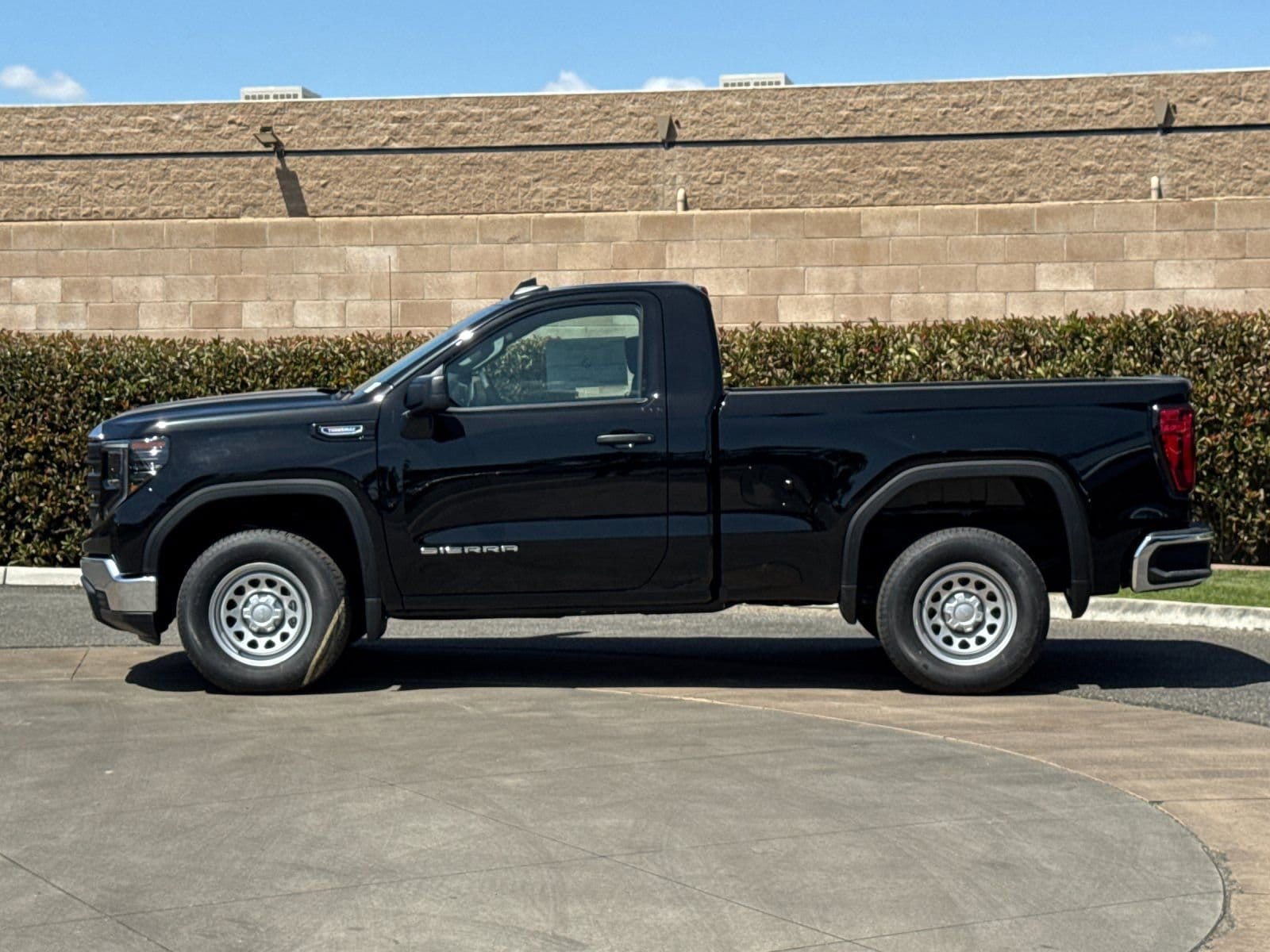 2026 GMC Sierra 1500 Pro photo 5