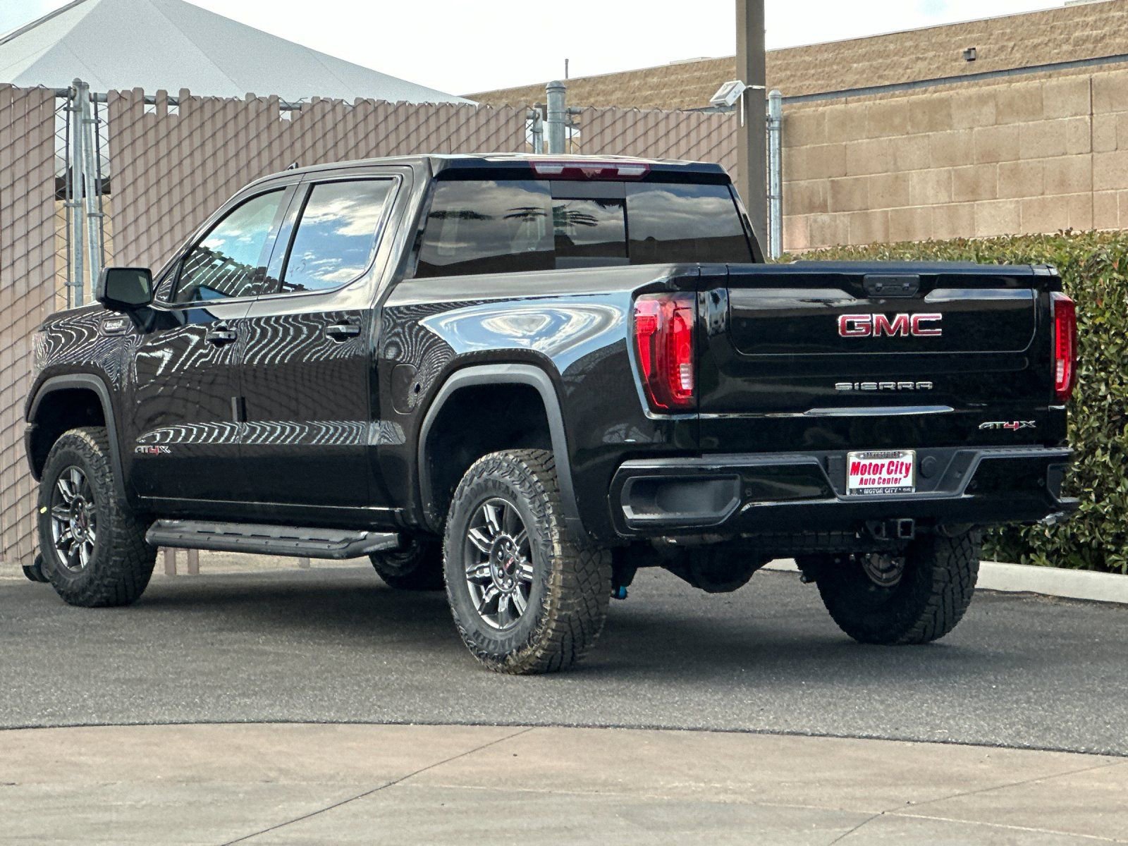 2026 GMC Sierra 1500 AT4X photo 4