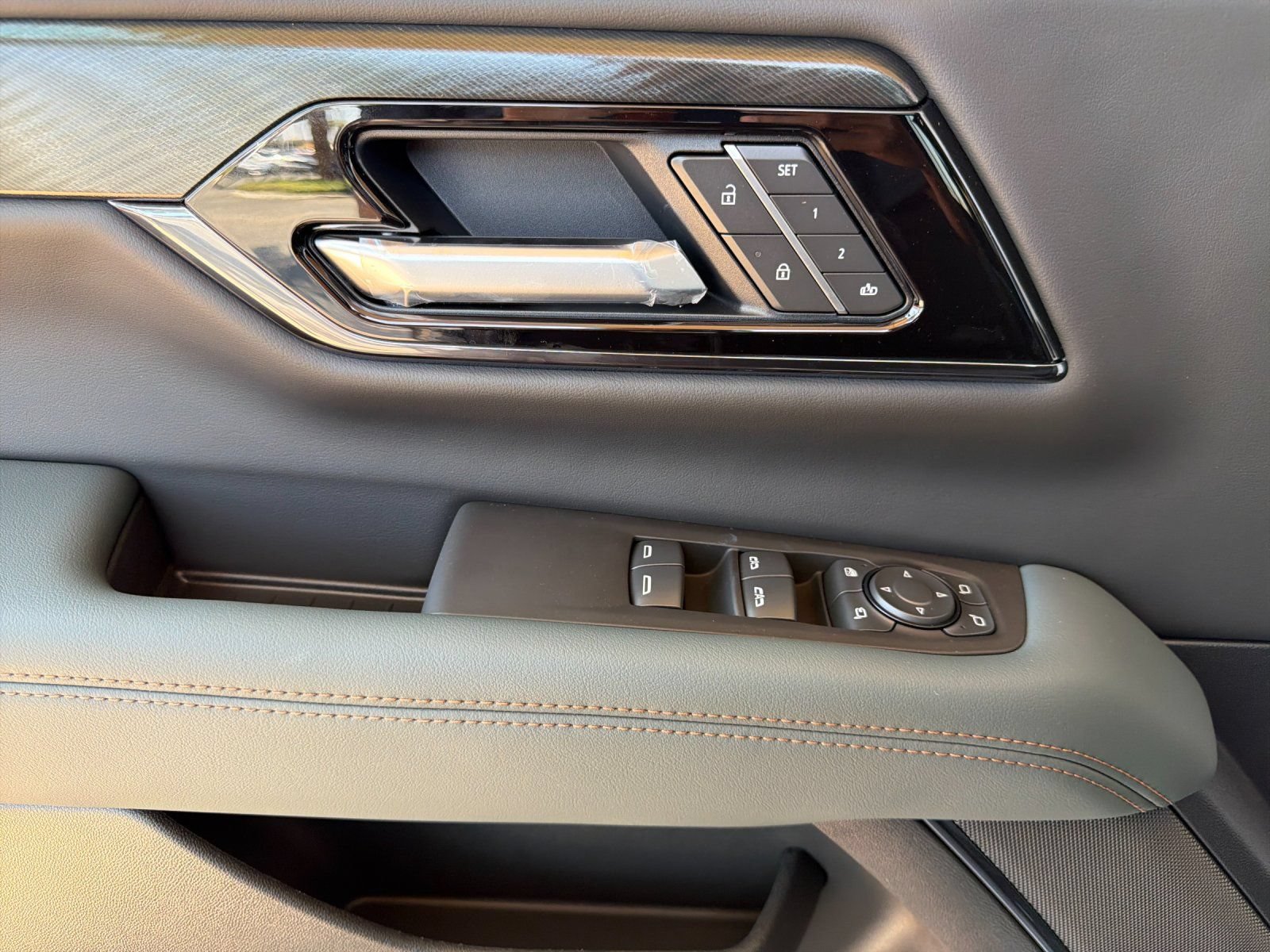 2026 GMC Yukon XL AT4 - Photo 10