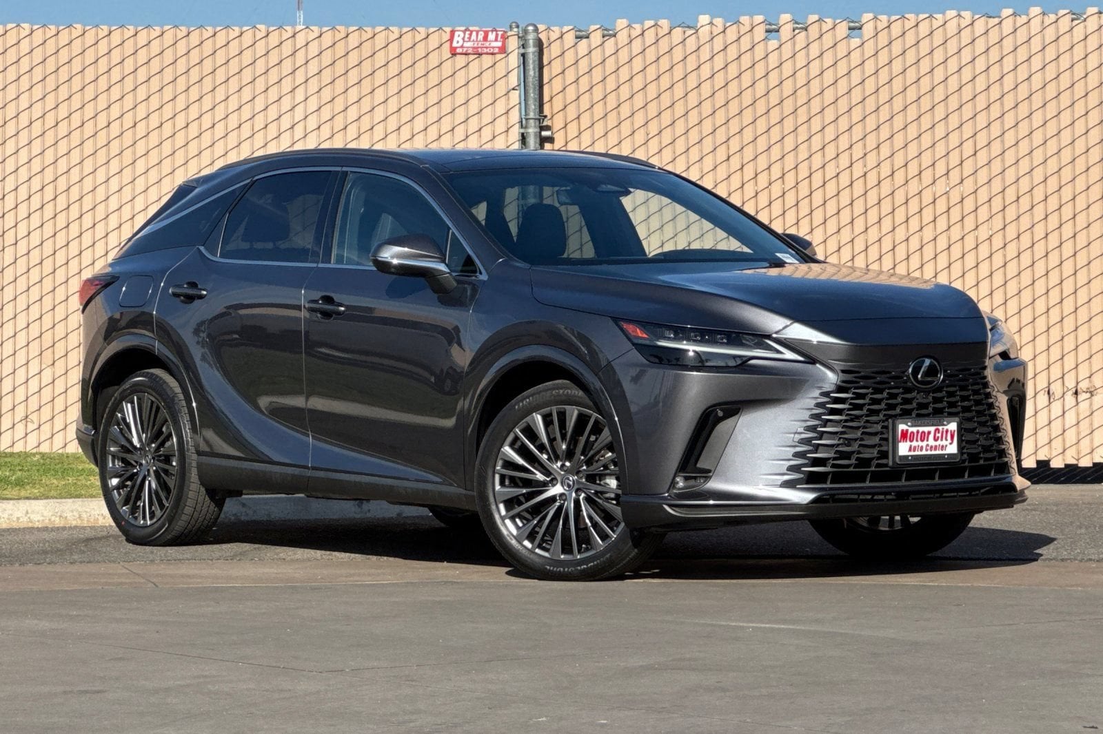 2024 Lexus RX PHEV 450h+ - Photo 2