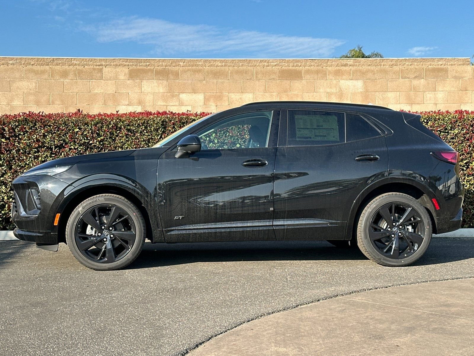2026 Buick Envision Sport Touring photo 5