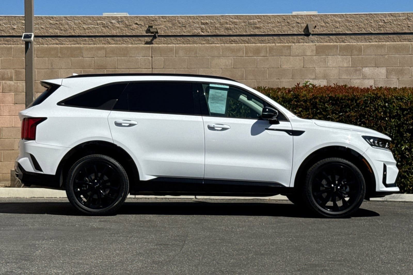 2023 Kia Sorento SX Prestige photo 2