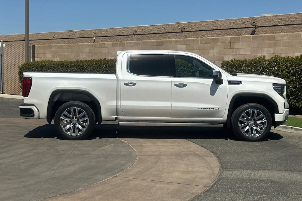 Used 2022 GMC Sierra 1500 Denali Truck Crew Cab