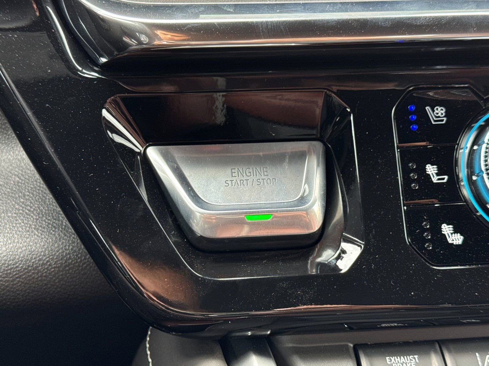 2026 GMC Sierra 2500HD Denali Ultimate - Photo 21