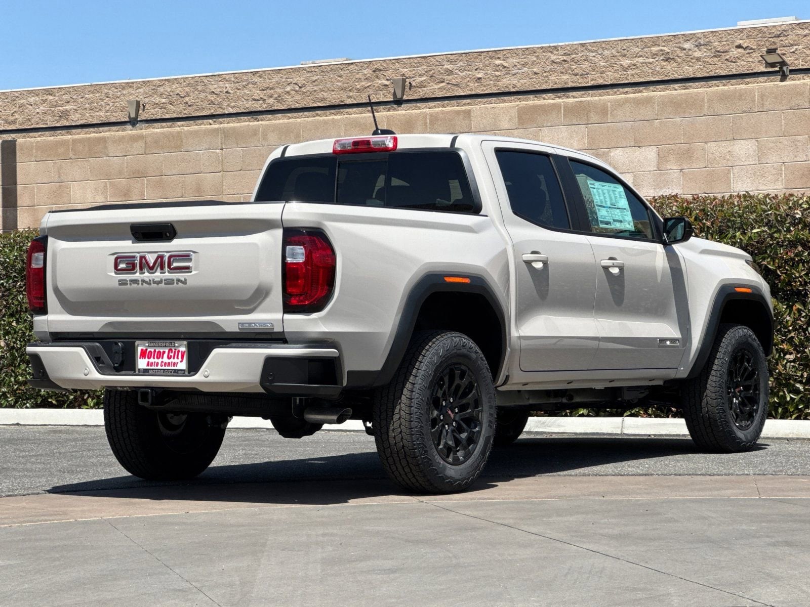 2026 GMC Canyon Elevation photo 2