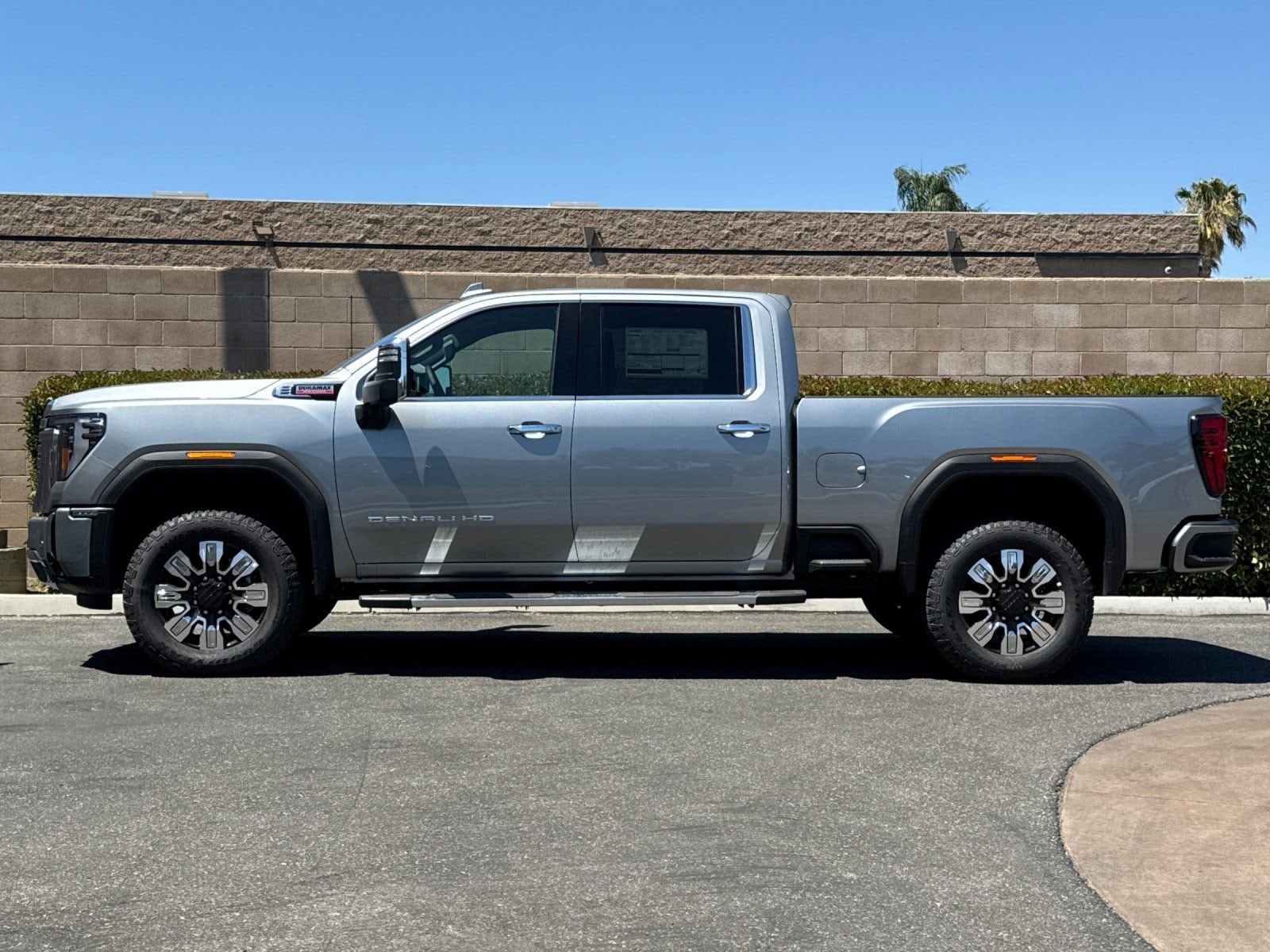 2026 GMC Sierra 2500HD Denali - Photo 6