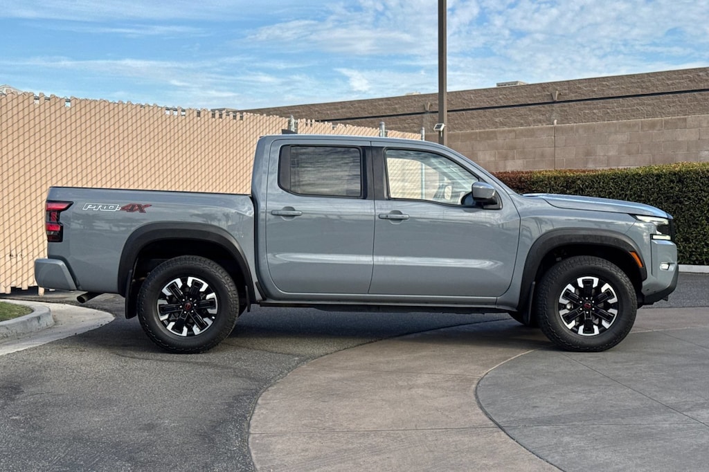 Used 2024 Nissan Frontier PRO-4X Truck