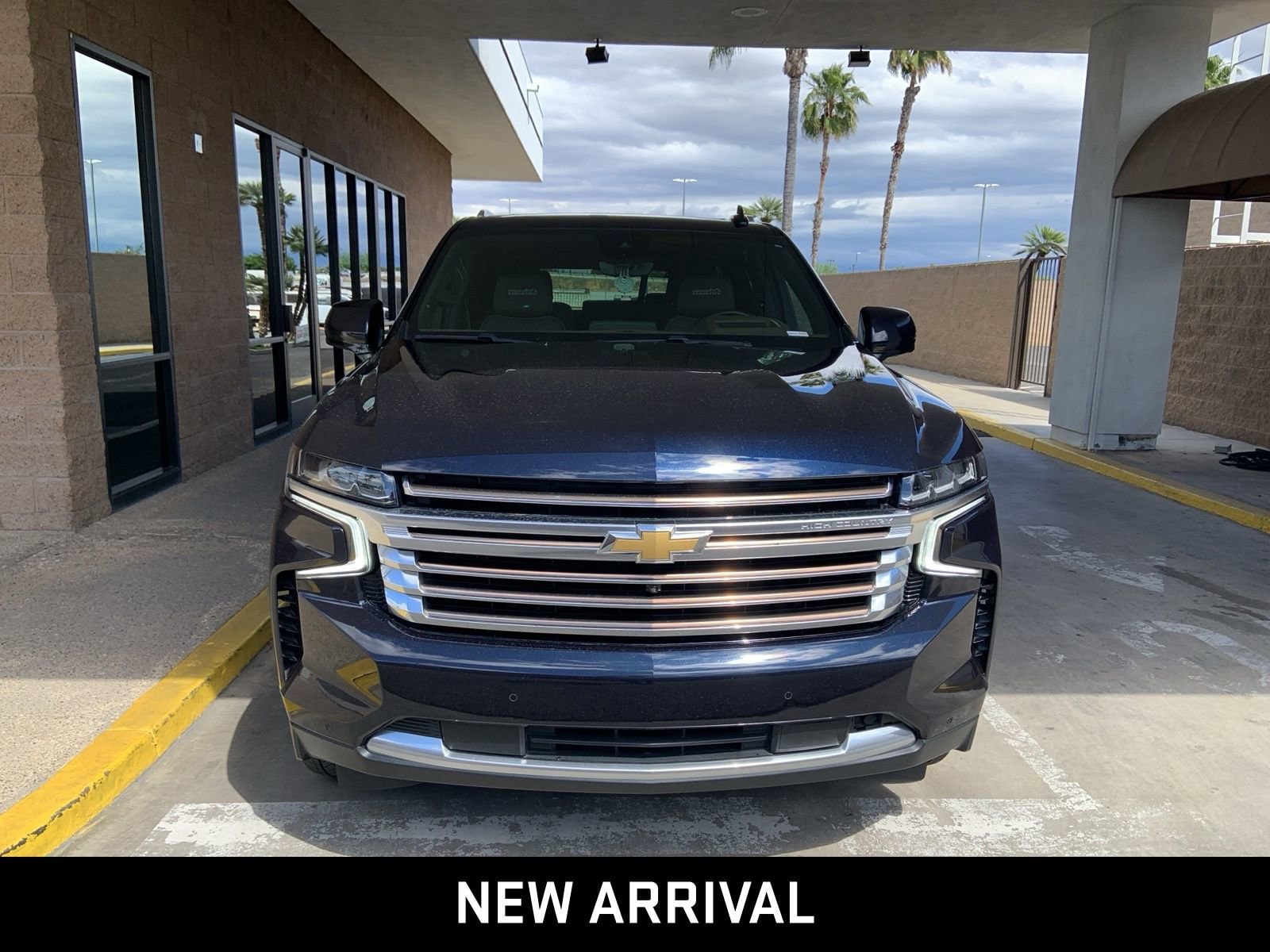 2023 Chevrolet Tahoe High Country photo 2