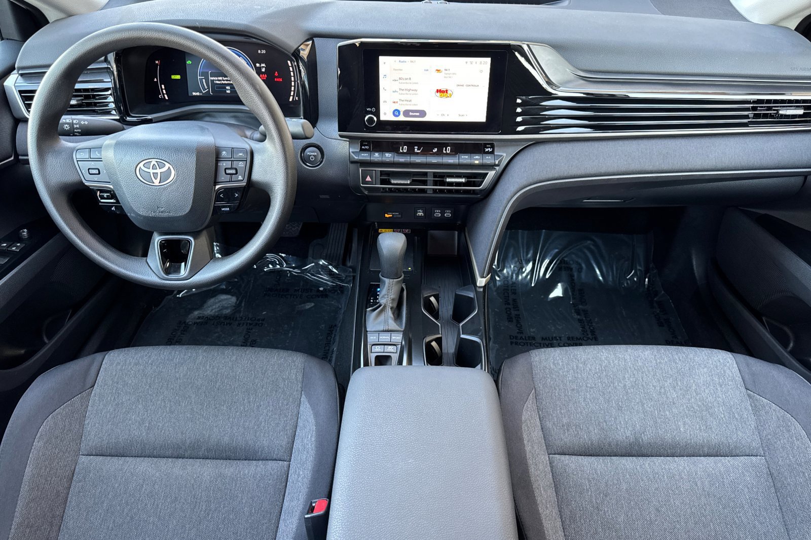 2026 Toyota Camry LE - Photo 14