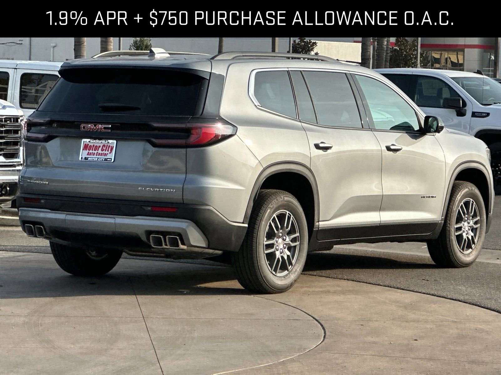 2026 GMC Acadia Elevation photo 2