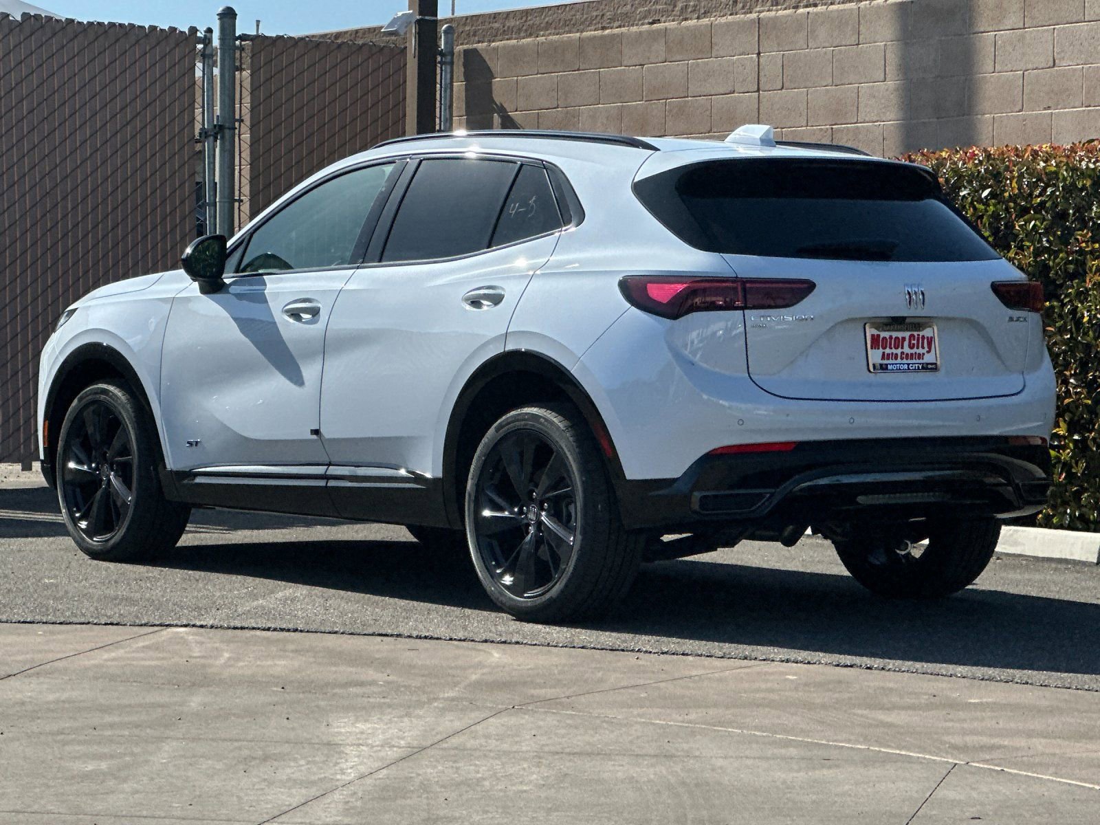 2026 Buick Envision Sport Touring photo 4