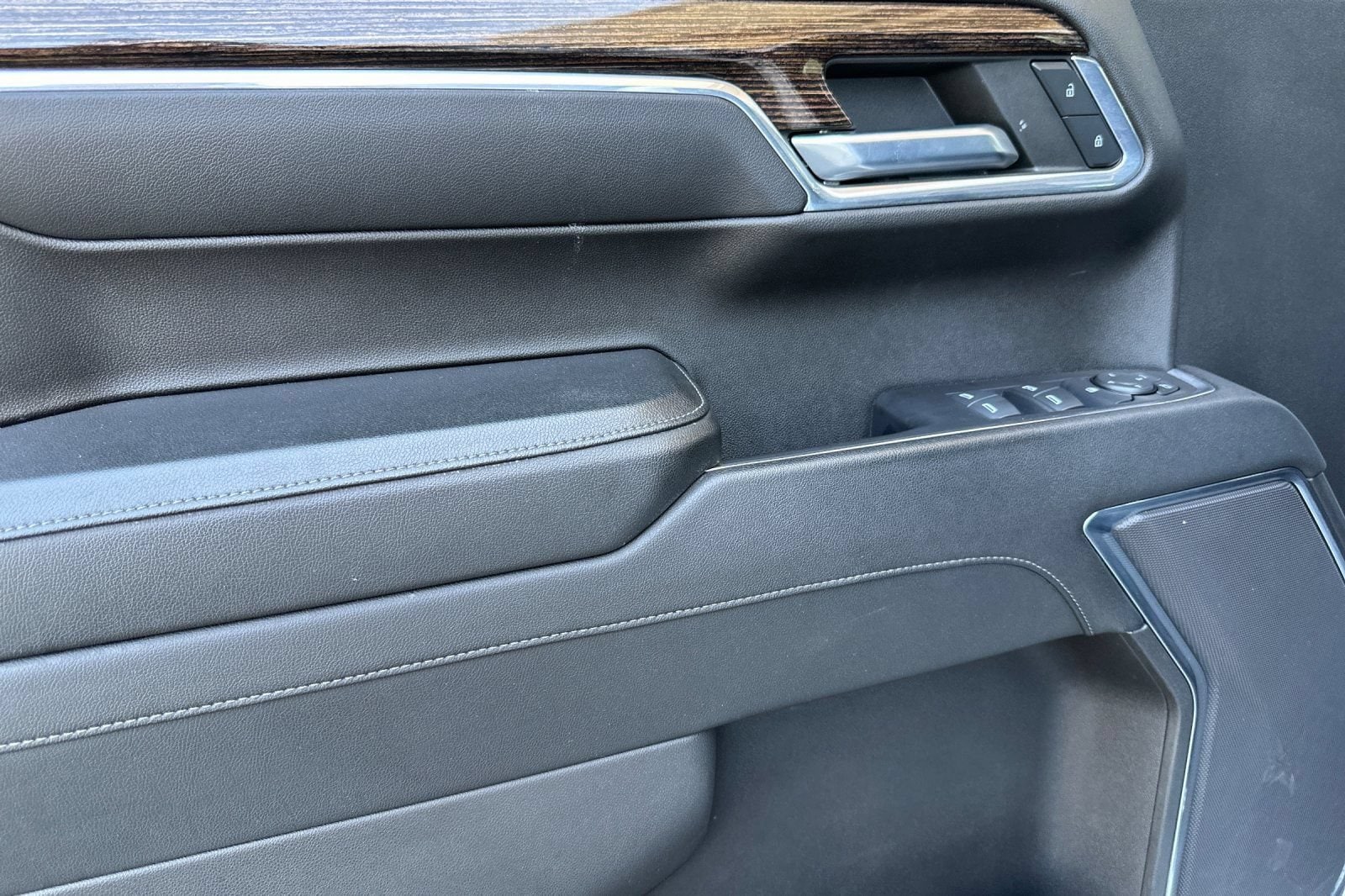 2023 GMC Sierra 1500 Elevation - Photo 11