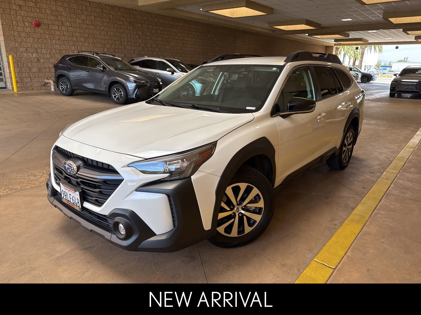 2025 Subaru Outback Premium's photo