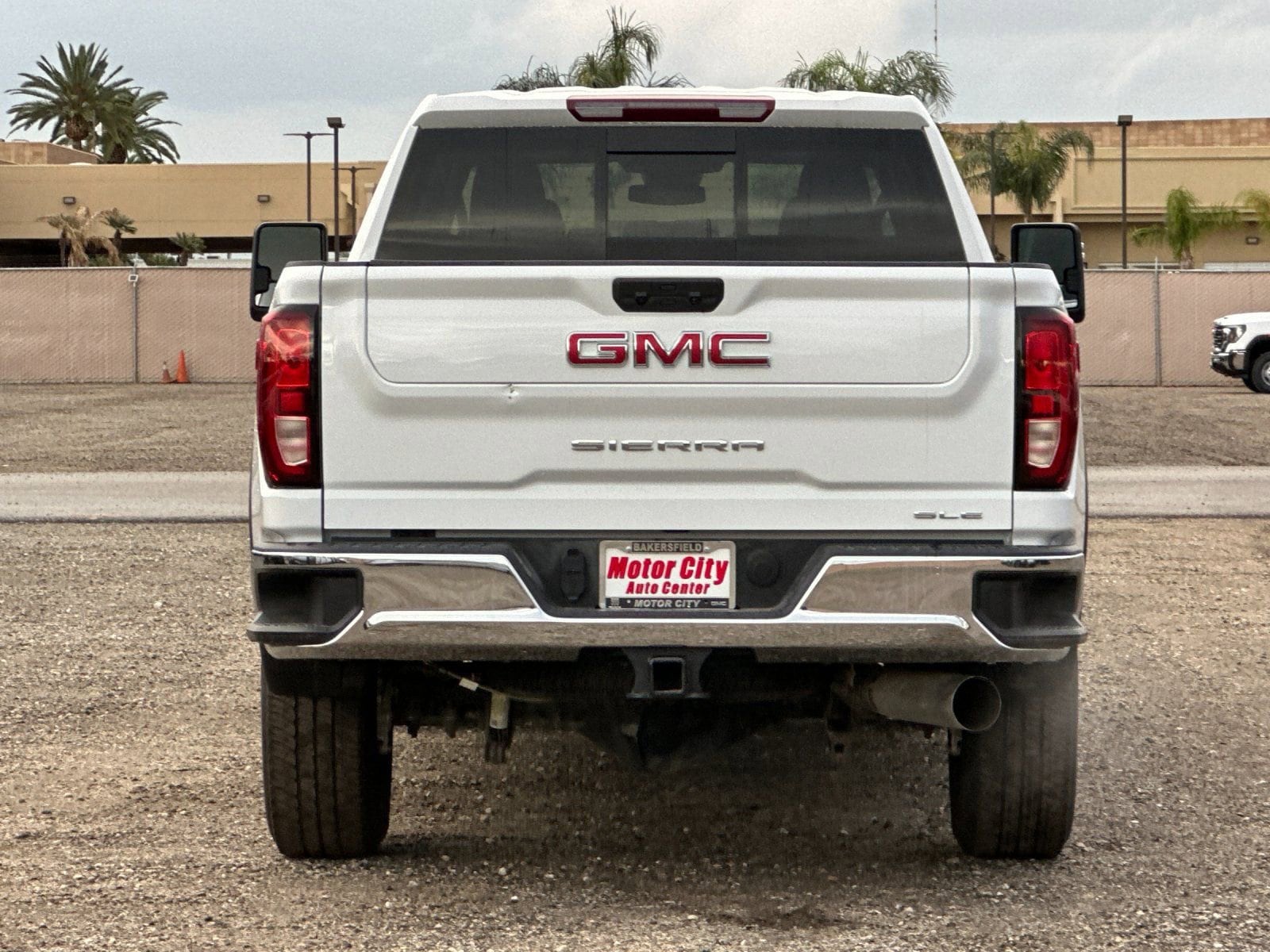 2025 GMC Sierra 2500 HD SLE photo 4