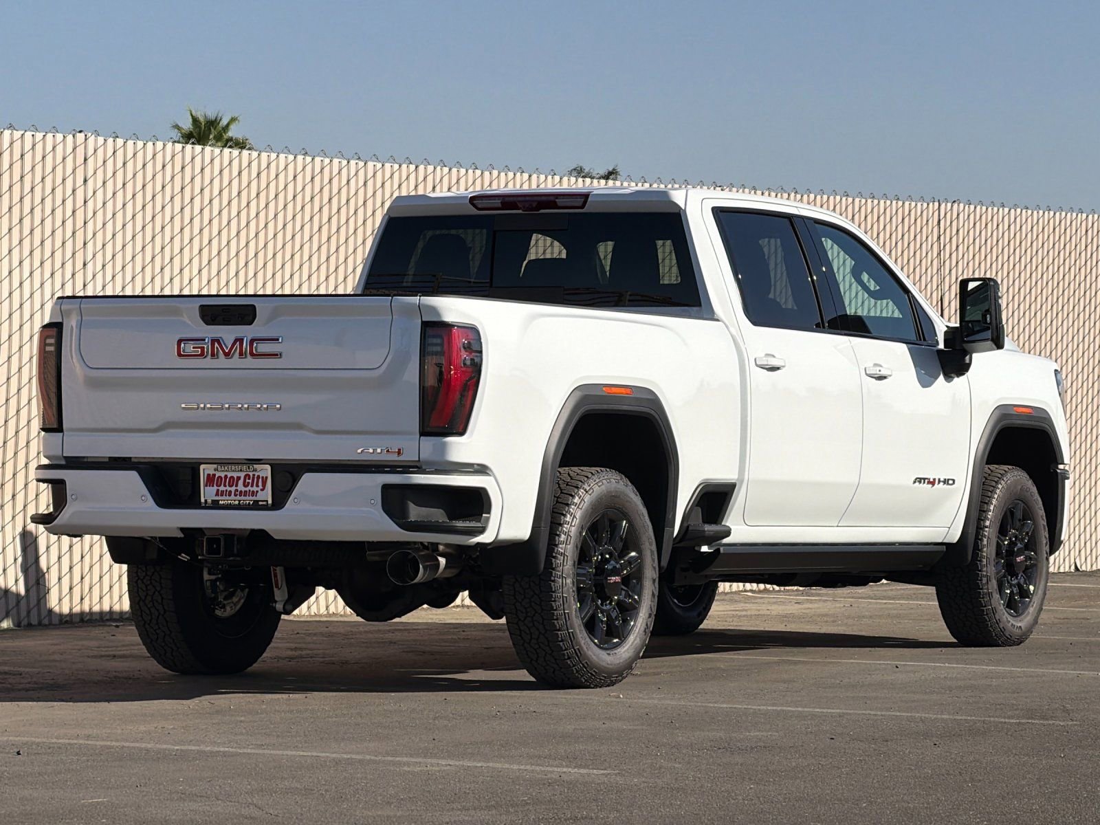 2026 Gmc Sierra HD AT4 photo 3