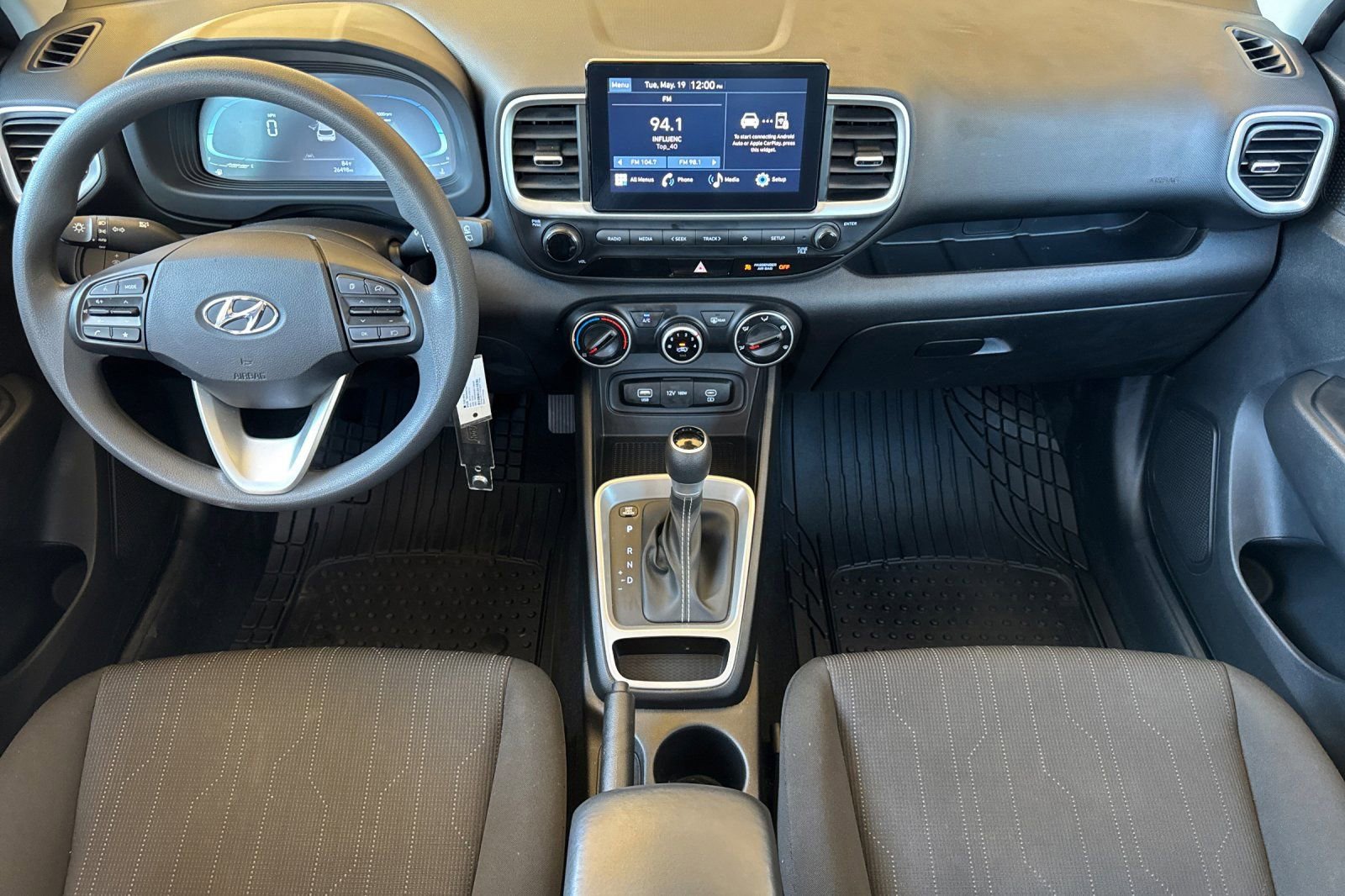 2024 Hyundai Venue SE - Photo 14