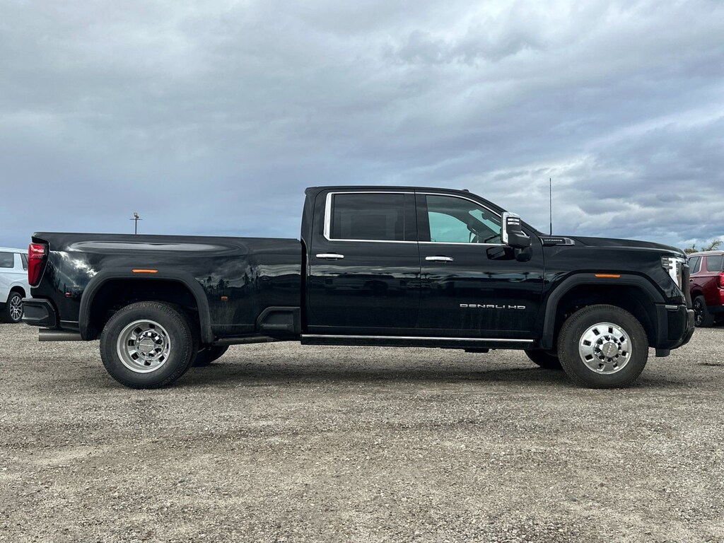 New 2026 GMC Sierra 3500 HD Denali Ultimate DRW Truck