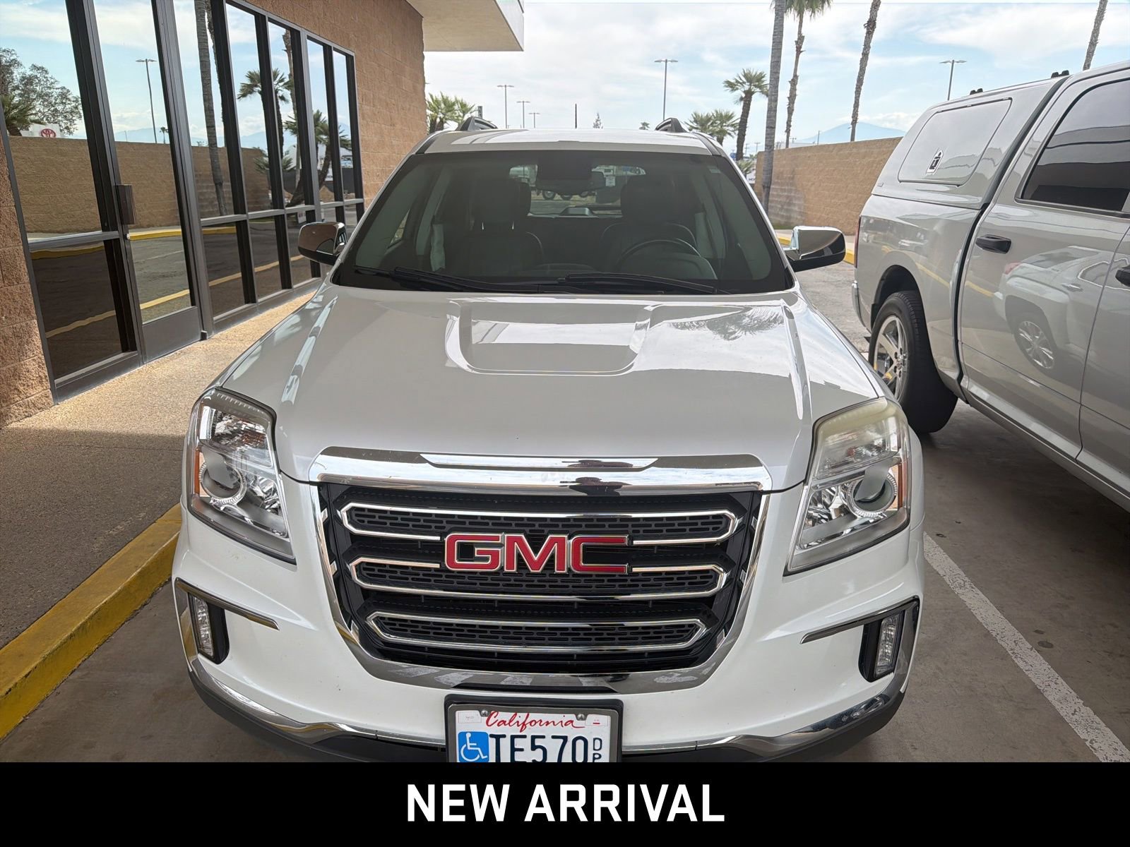 2016 GMC Terrain SLT photo 2