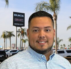 Staff member FERNANDO MALDONADO from 161357eec563