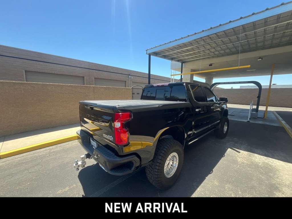 Used 2022 Chevrolet Silverado 1500 High Country Truck Crew Cab