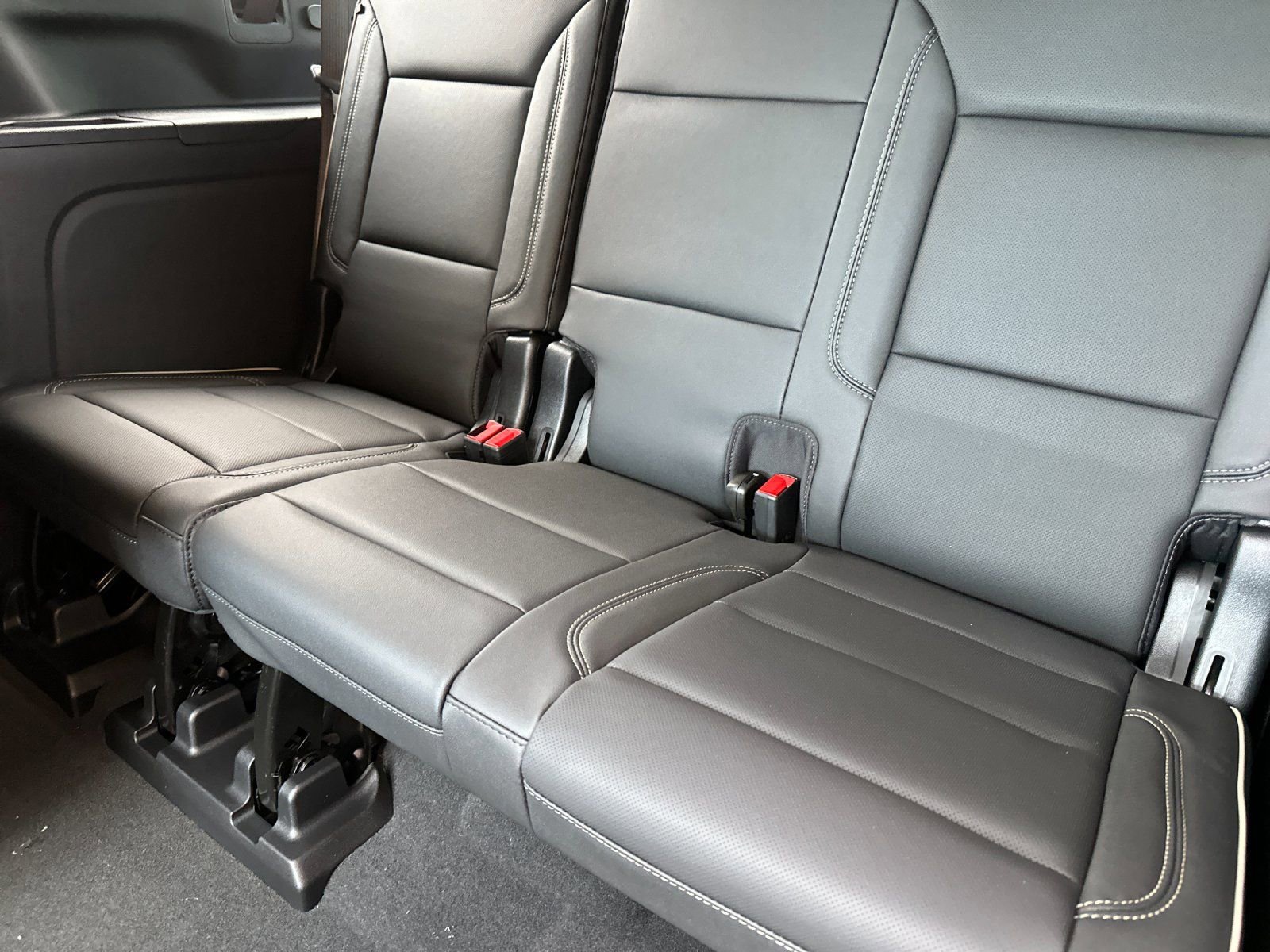 2026 GMC Yukon XL Elevation - Photo 14