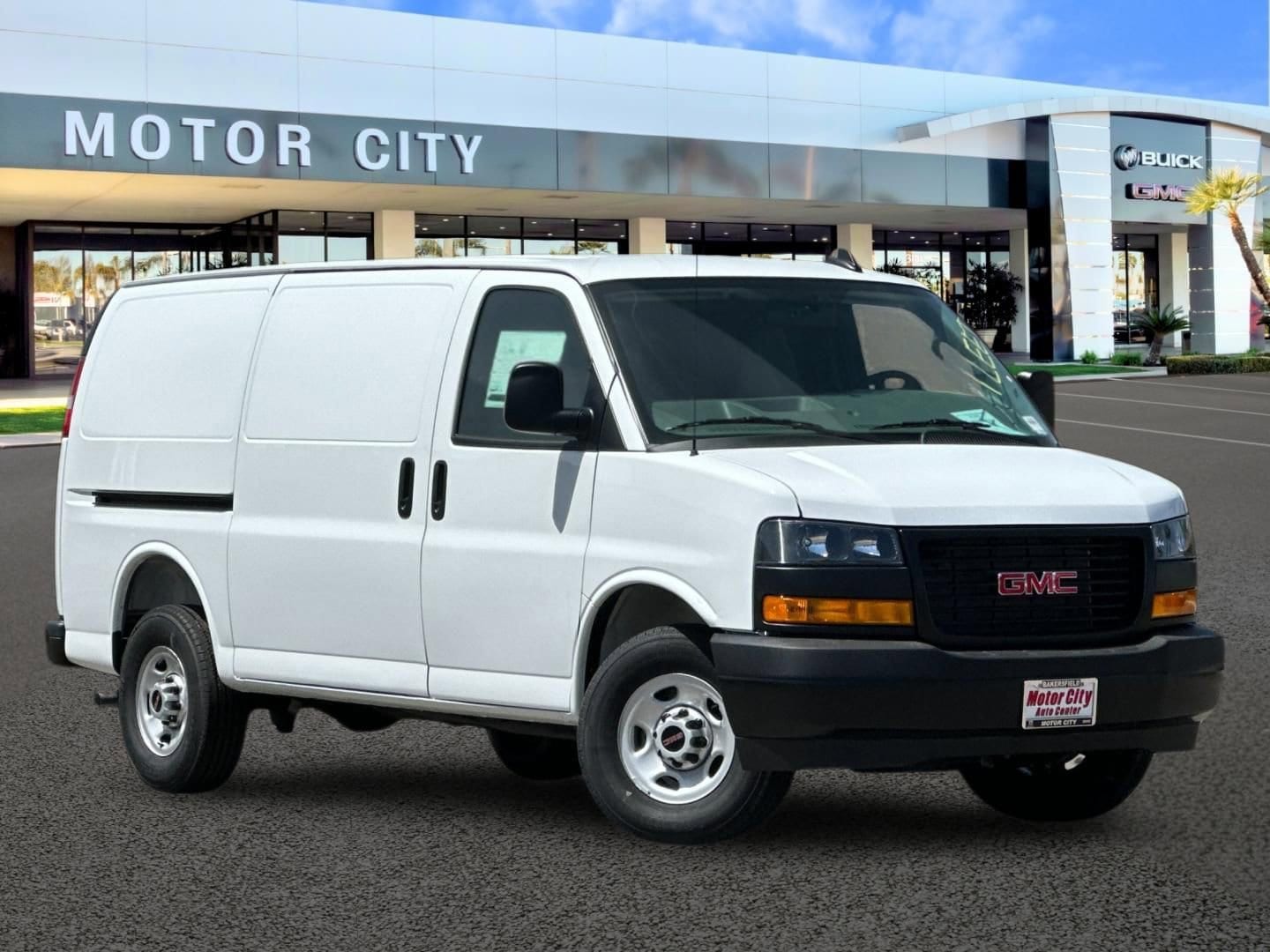 2025 GMC Savana 2500's photo