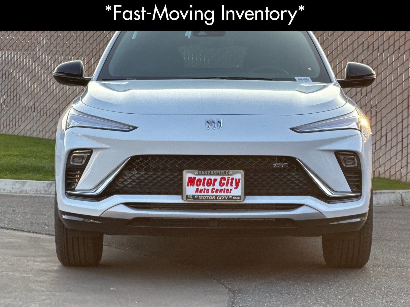 2026 Buick Envista Sport Touring photo 3