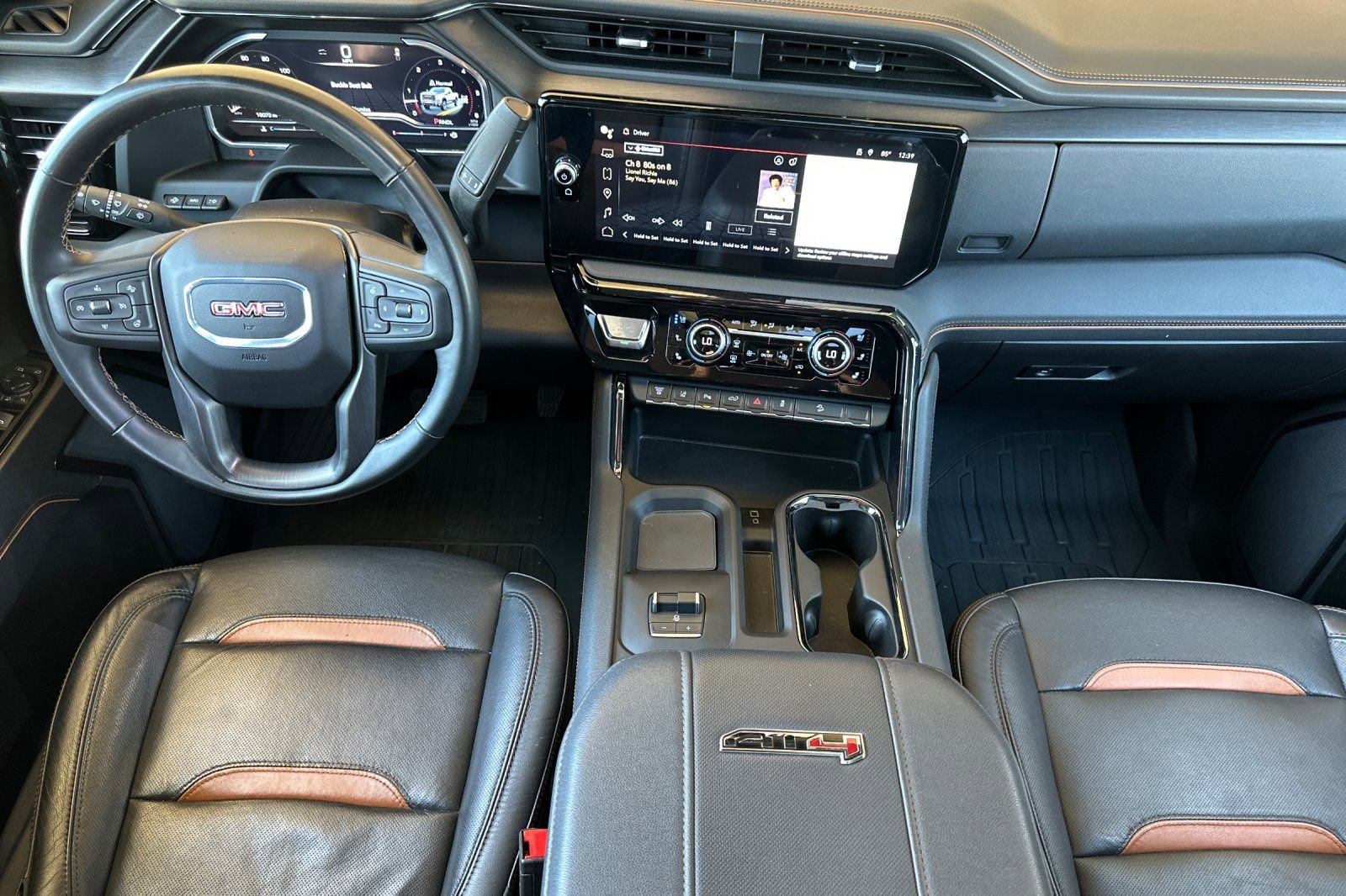 2024 GMC Sierra 2500HD AT4 - Photo 14
