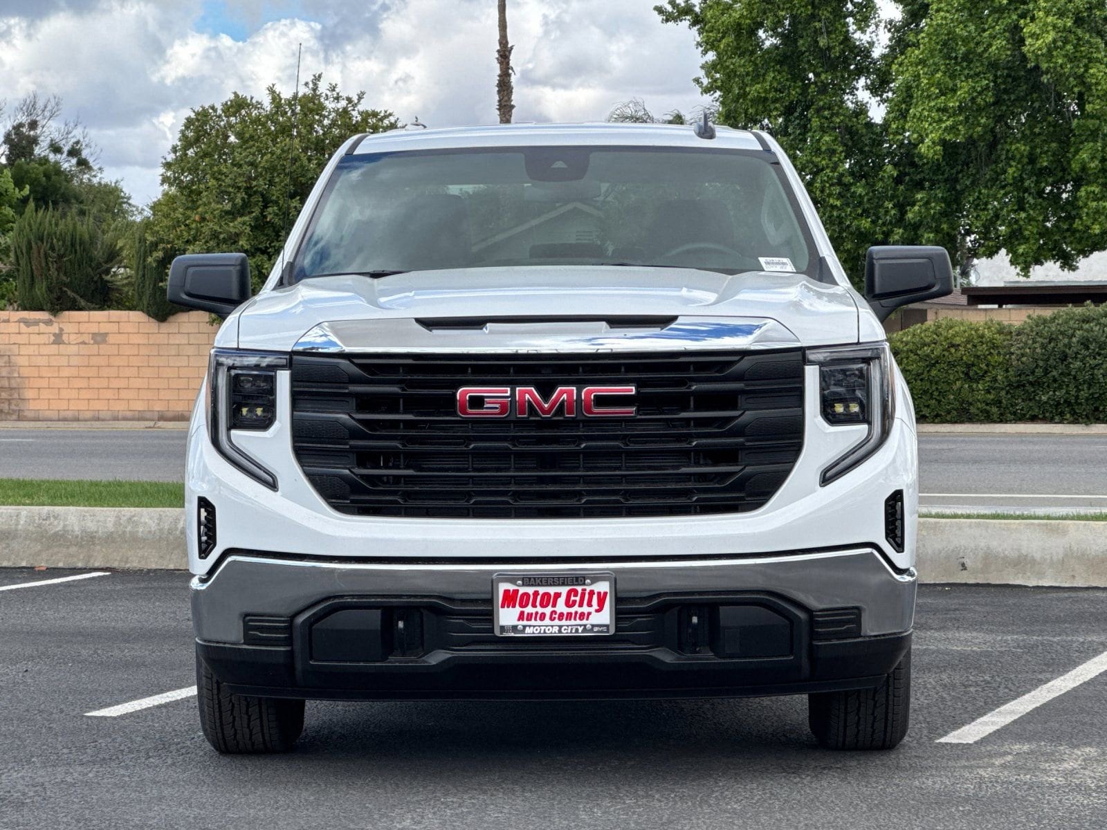2026 GMC Sierra 1500 Pro photo 3