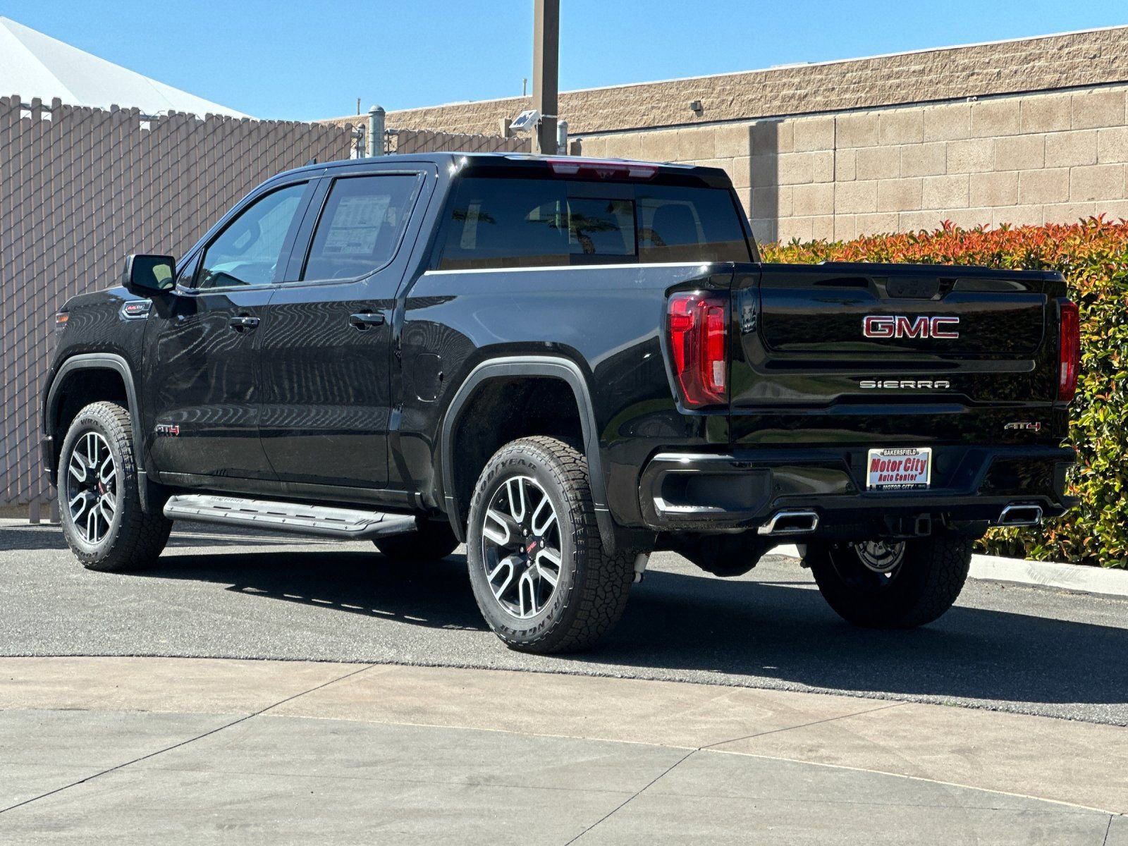 2026 GMC Sierra 1500 AT4 photo 4