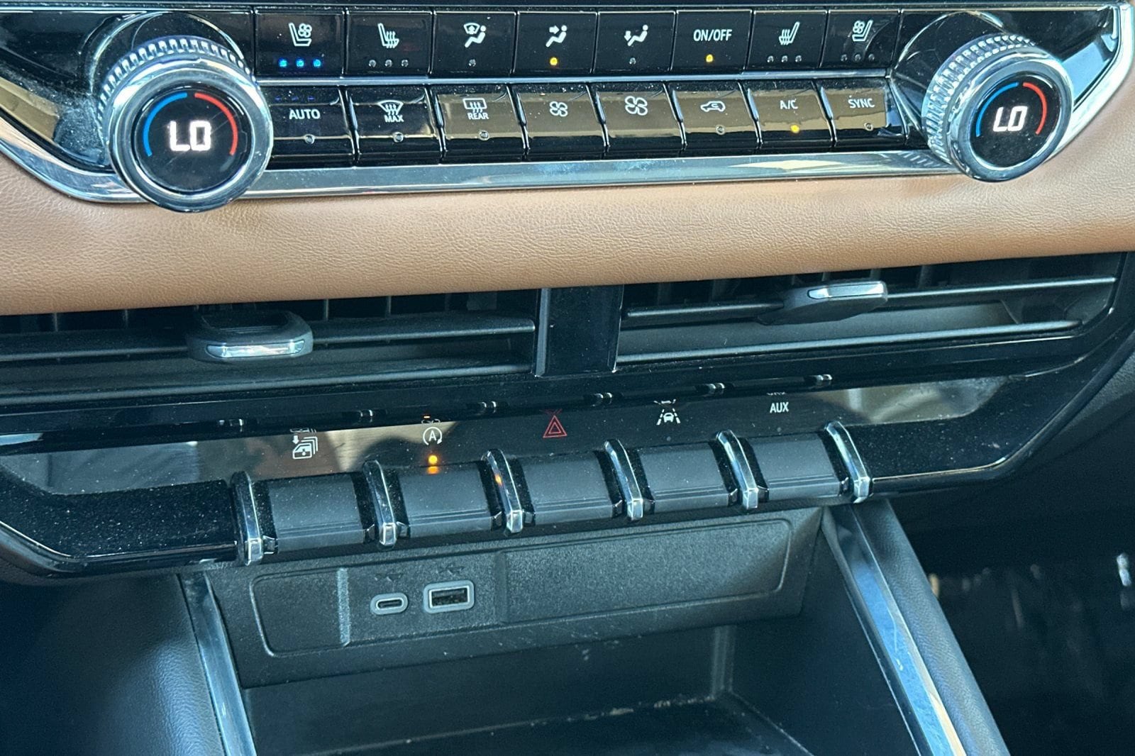 2023 GMC Canyon AT4 - Photo 20