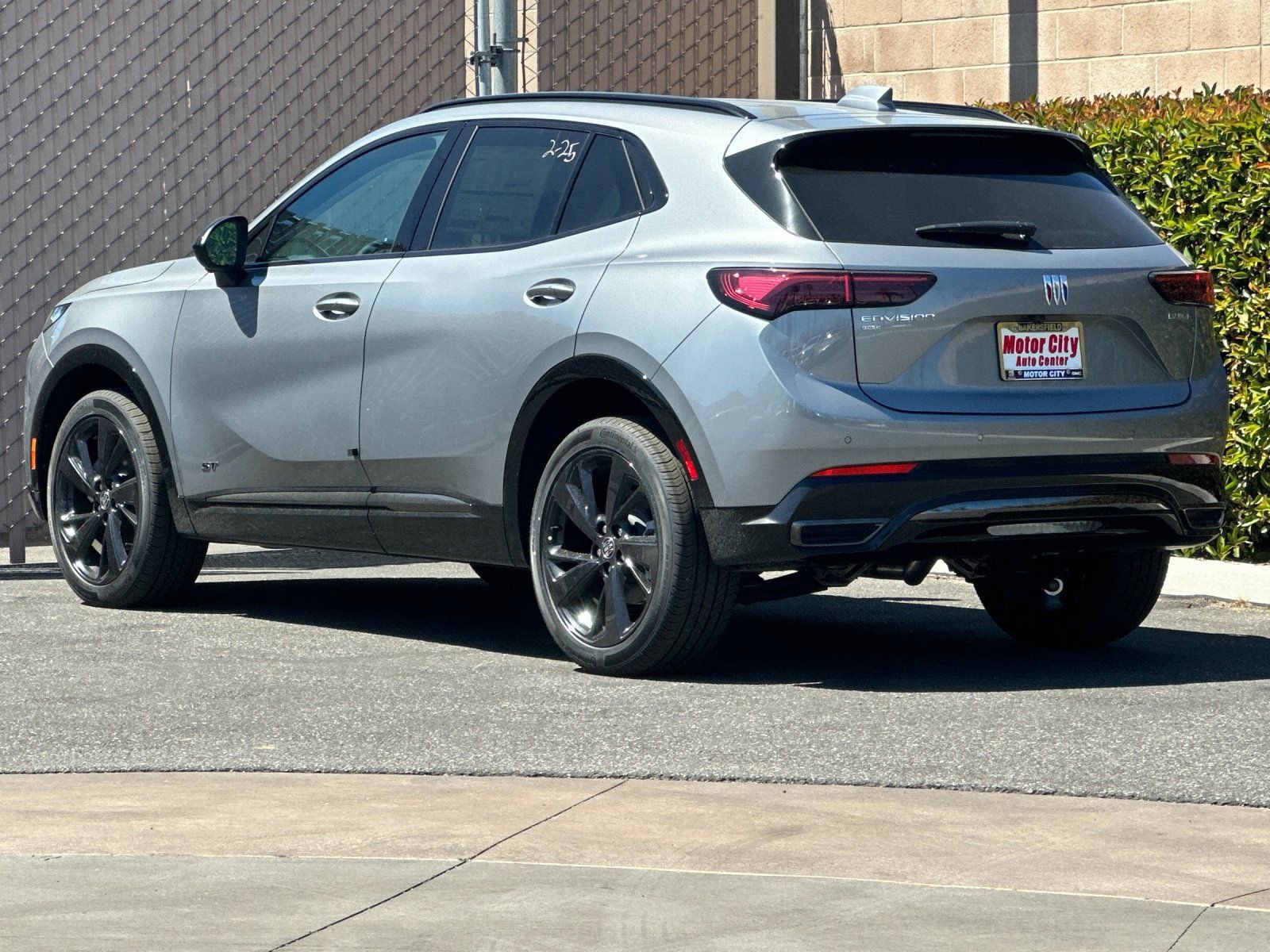 2026 Buick Envision Sport Touring photo 4