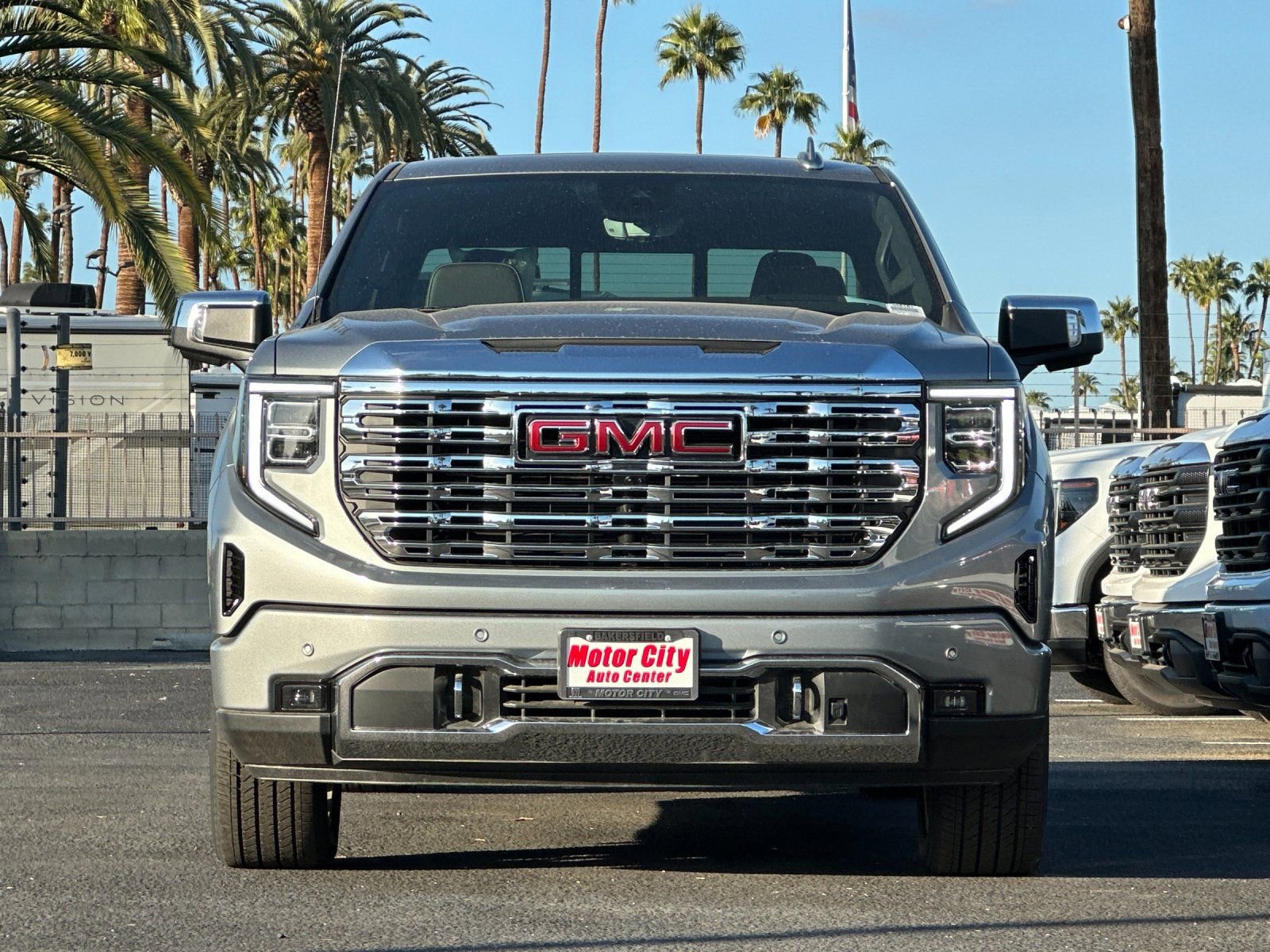 2026 GMC Sierra 1500 Denali photo 3
