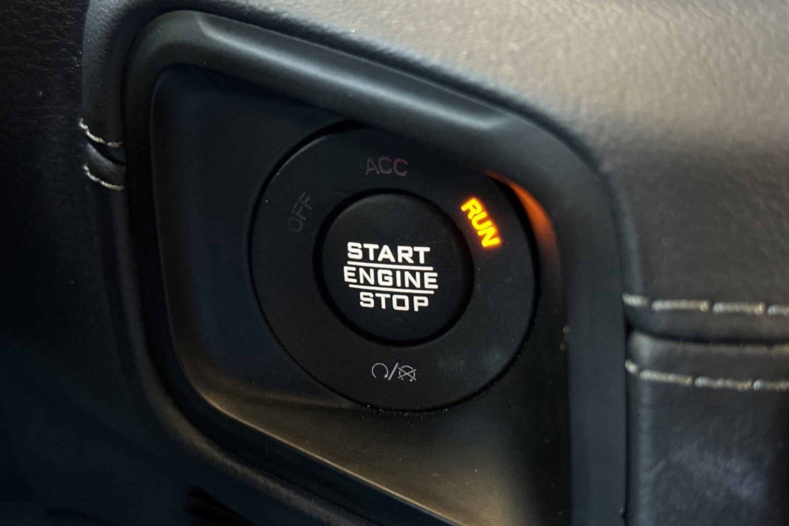 2025 Jeep Wrangler 4-Door Sahara - Photo 22