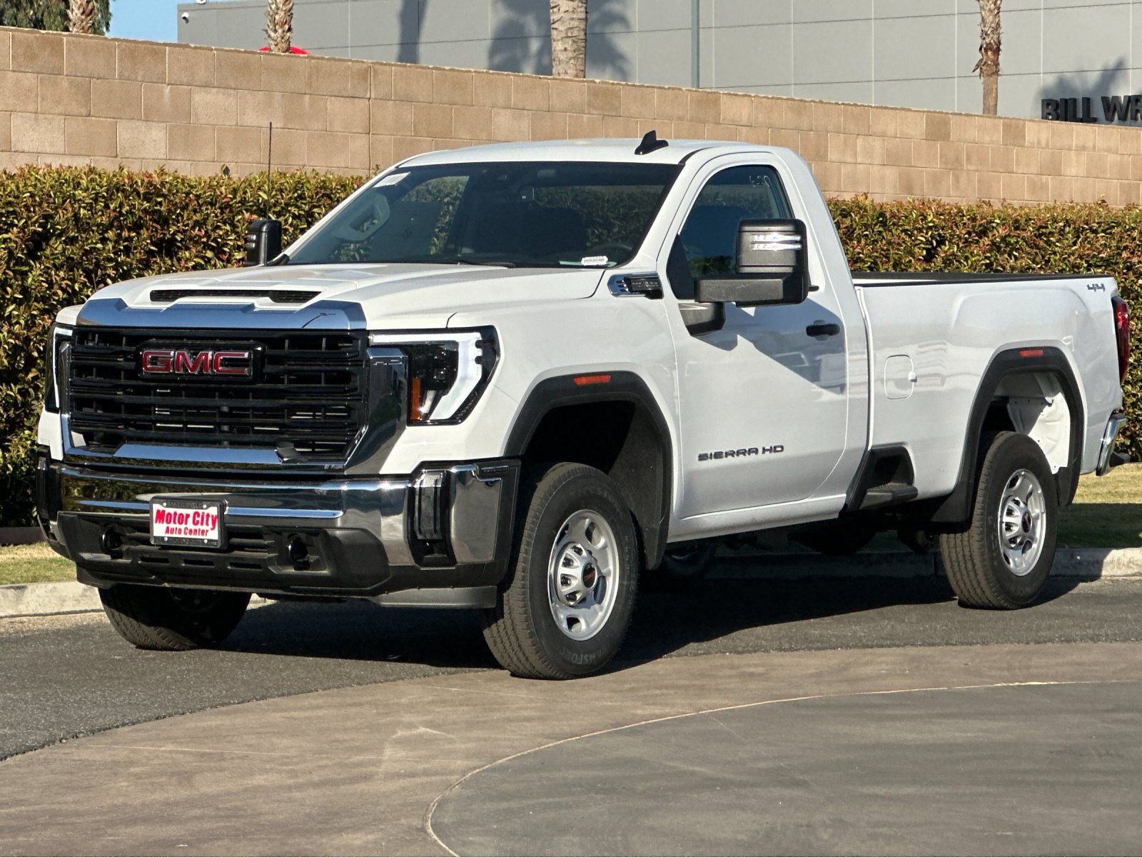 2025 GMC Sierra 2500 HD Pro photo 3