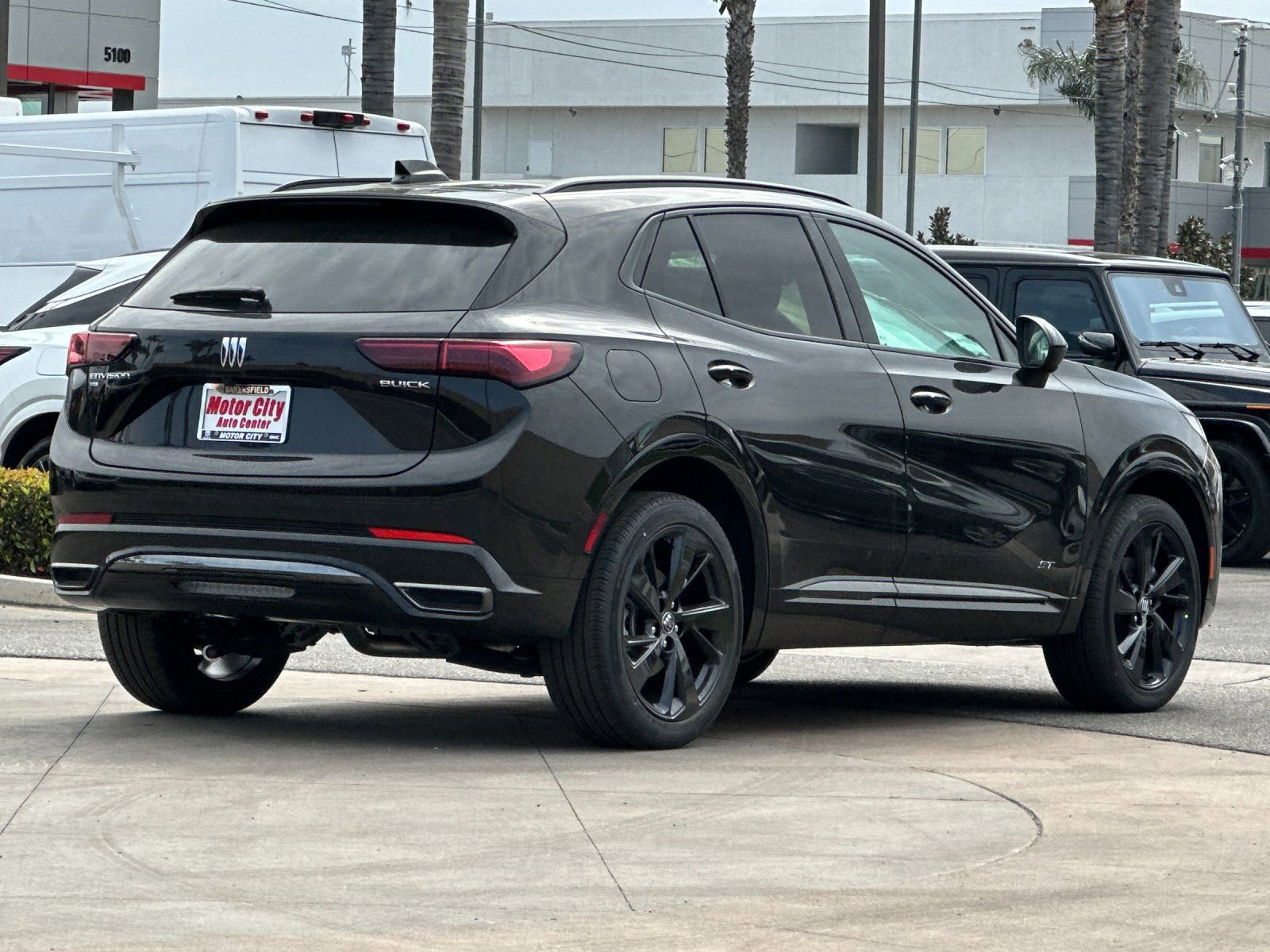 2026 Buick Envision Sport Touring photo 2