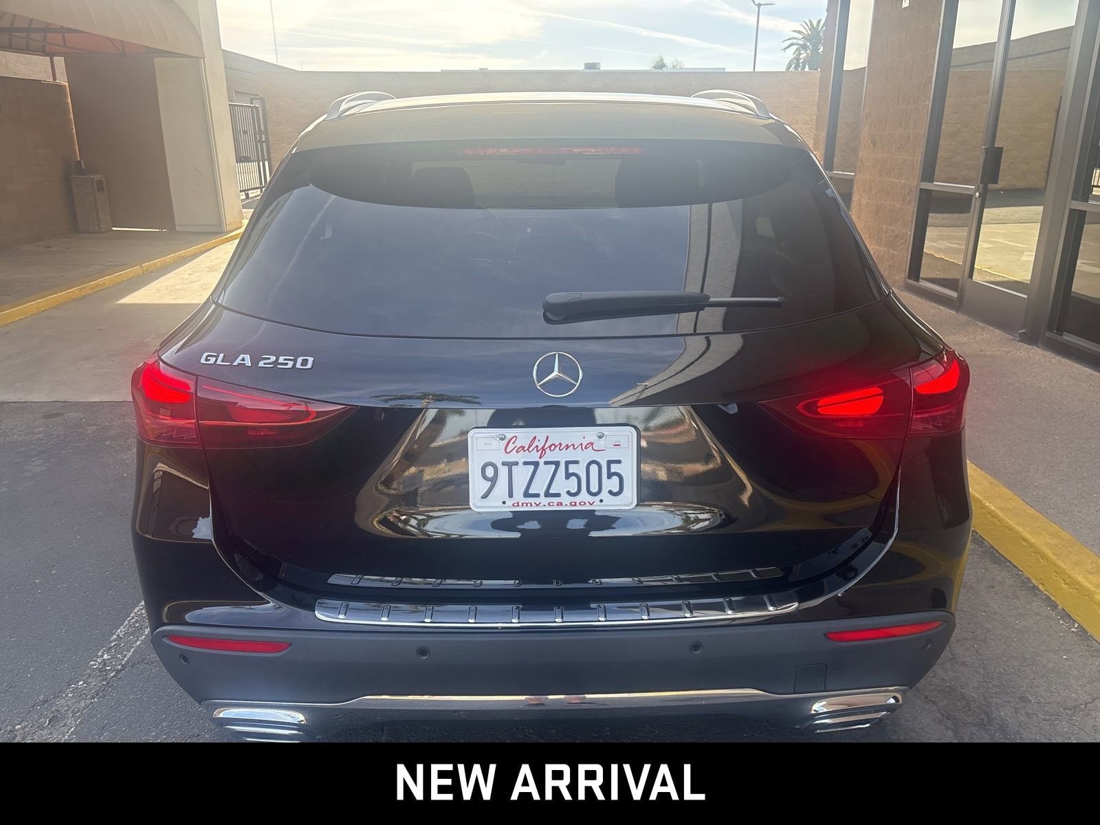 2025 Mercedes-Benz GLA 250 4matic photo 4