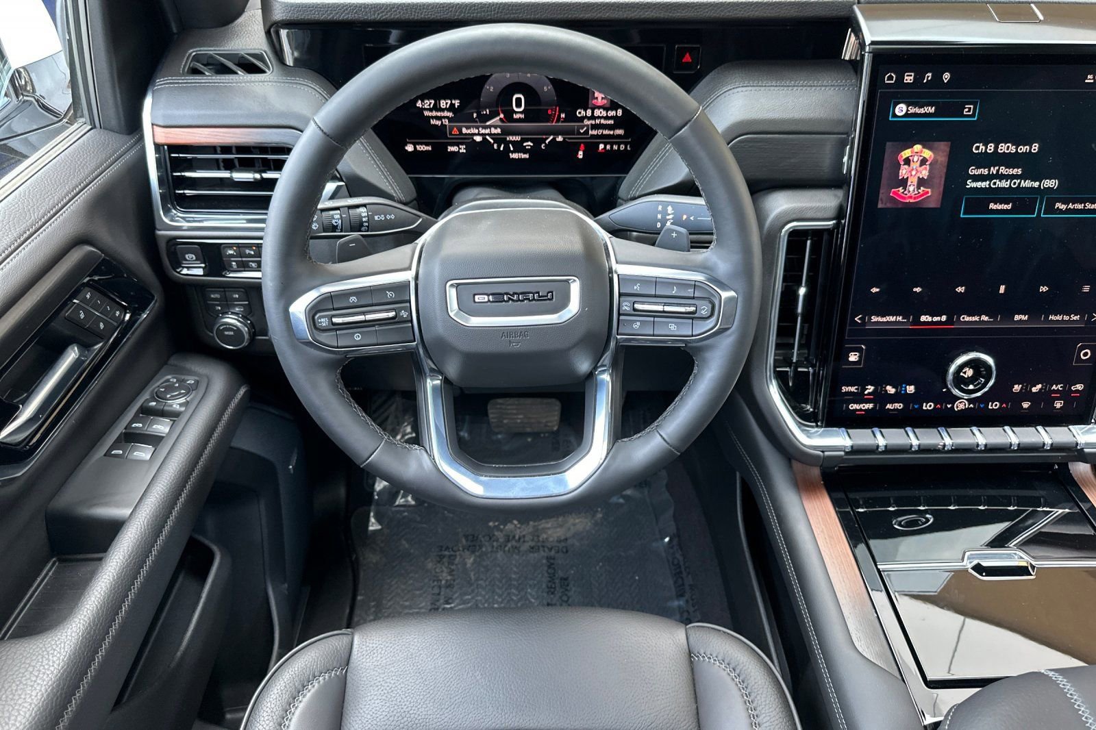 2026 GMC Yukon Denali - Photo 15