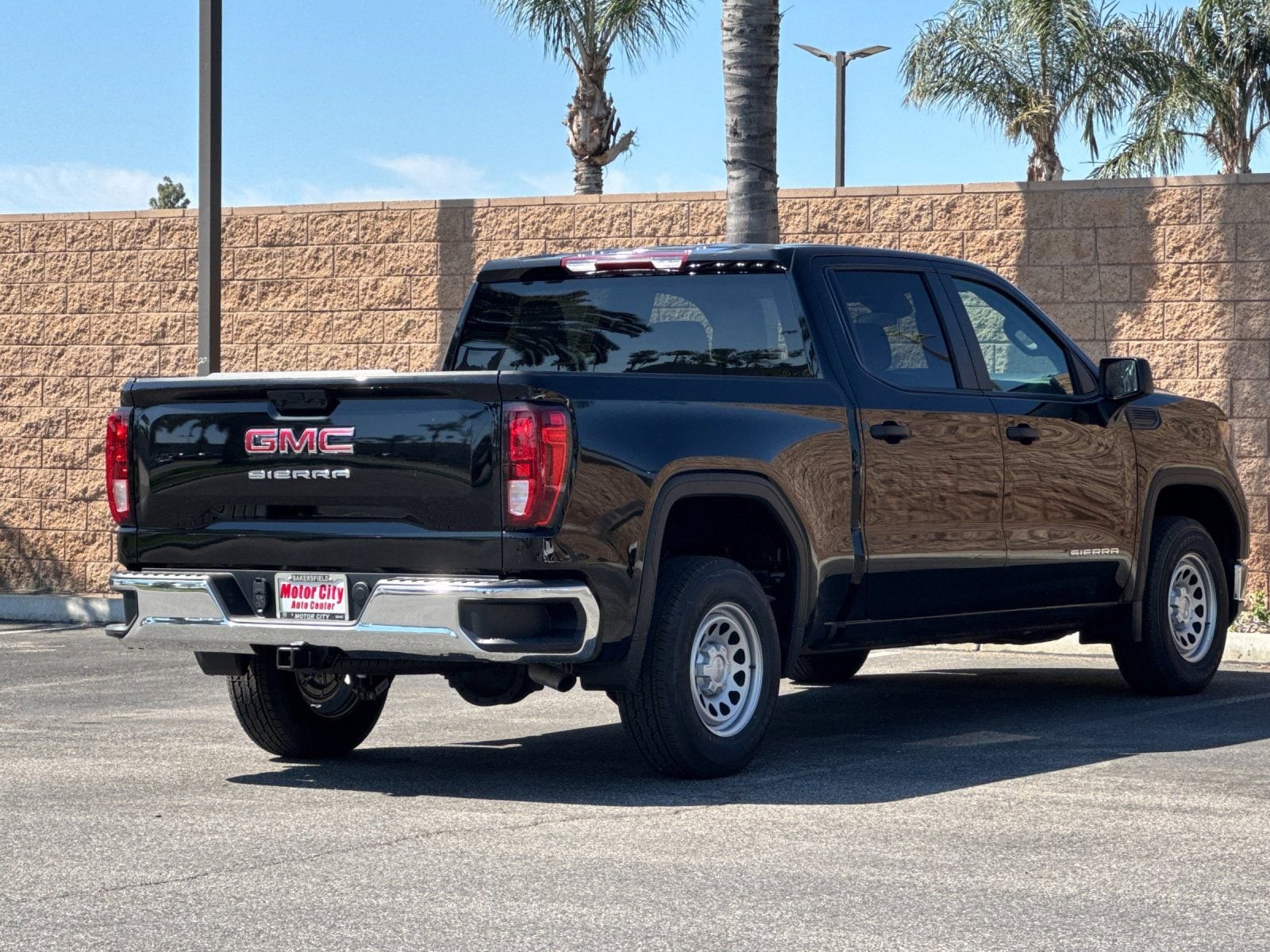 2026 GMC Sierra 1500 Pro photo 2