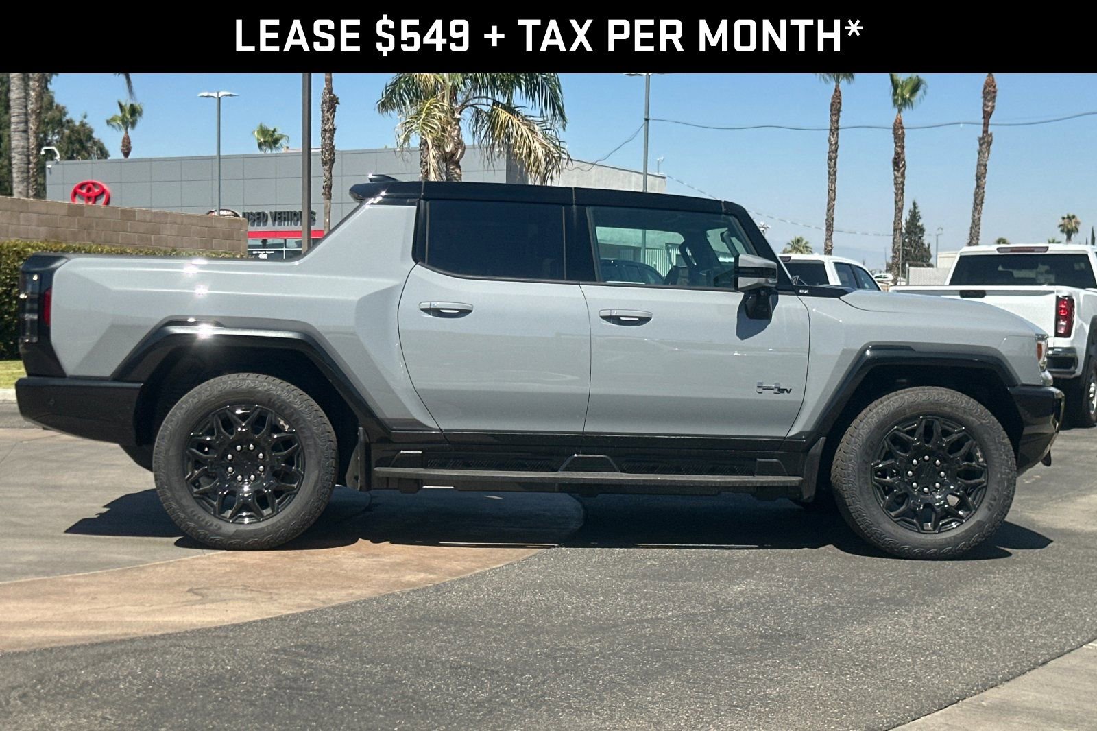 2025 Gmc Hummer EV photo 3