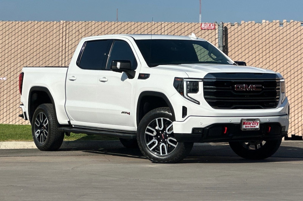 Used 2023 GMC Sierra 1500 AT4 Truck Crew Cab