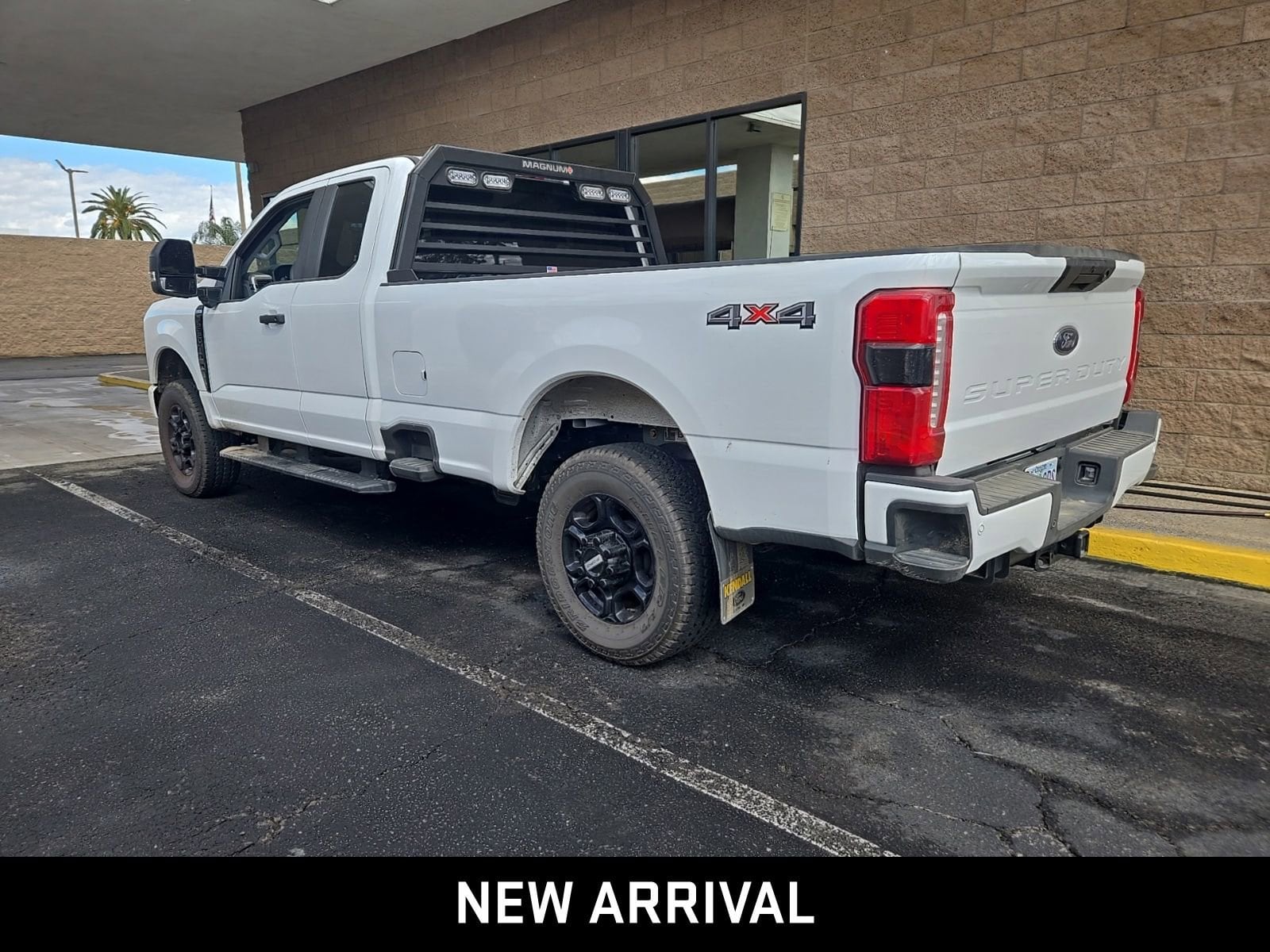 2025 Ford Super Duty F-250 SRW XL photo 5